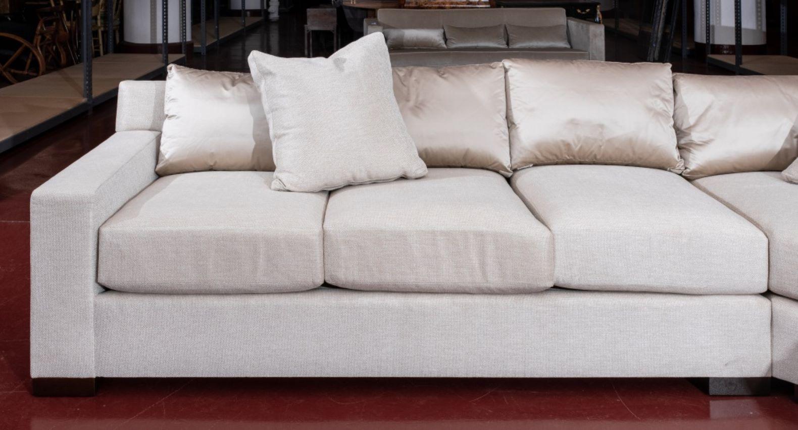 20ième siècle Donghia Attributed Italian Custom L-Shape Sectional Sofa (Canapé sectionnel en L) en vente