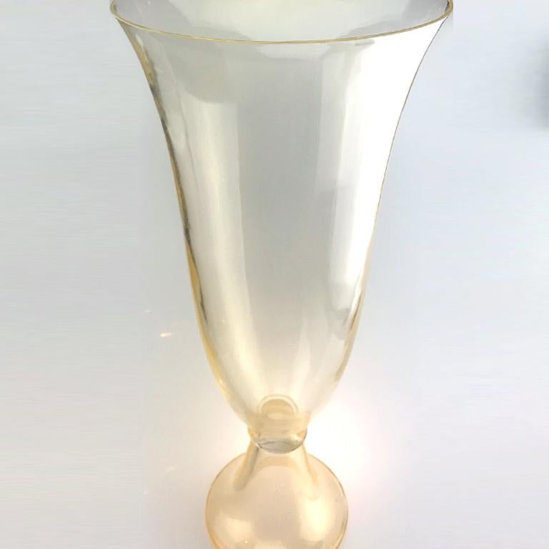 La famille Seguso produit du verre soufflé à la main sur l'île de Murano, à Venise, en Italie, depuis plus de six cents ans. L'une des plus anciennes dynasties muranaises, composée de vingt-deux générations d'artisans, d'entrepreneurs et de maîtres