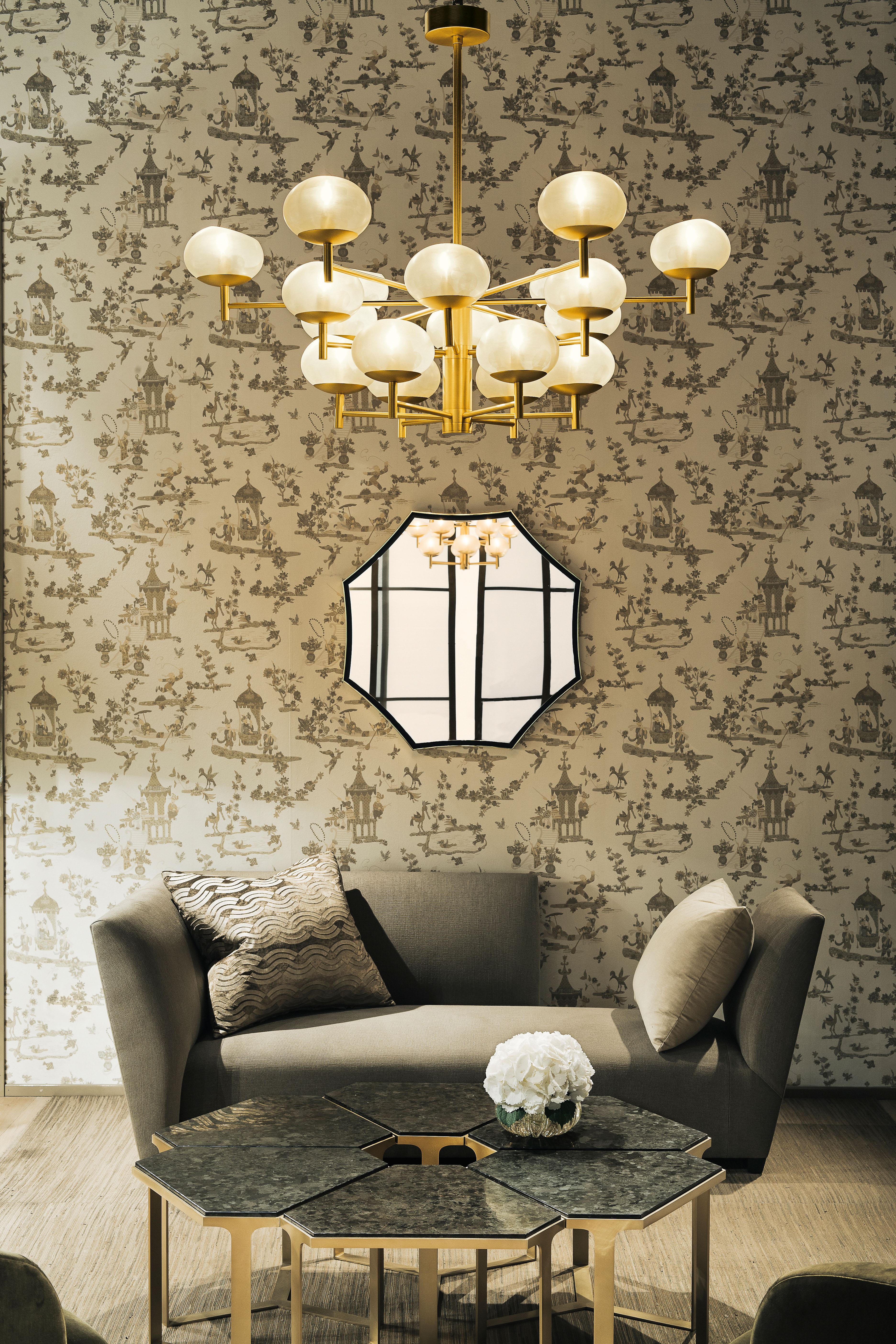 Italian Donghia Renaldo 18-Arm Chandelier, Murano Glass in Champagne & Satin Gold For Sale