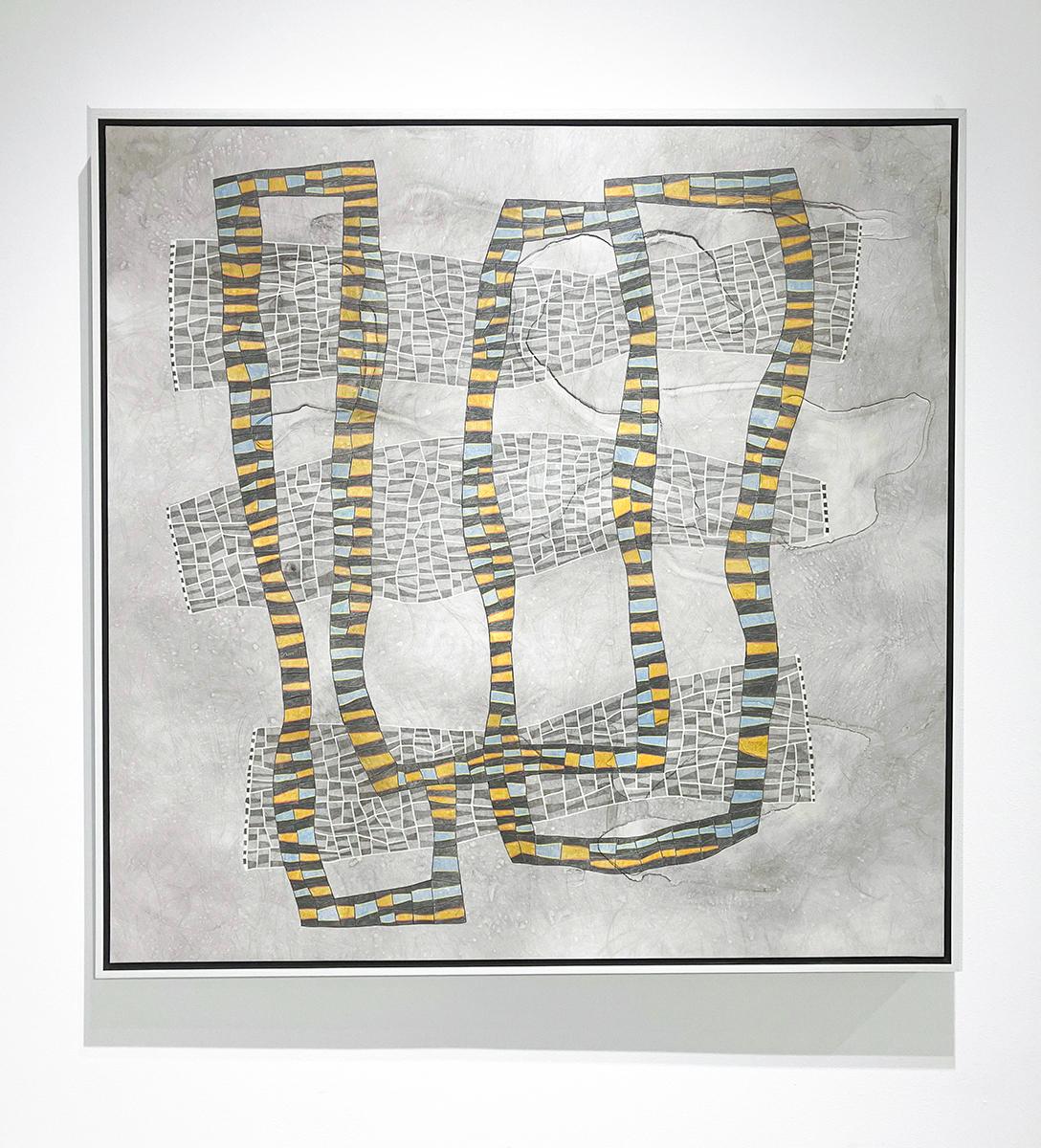 Específicamente en ninguna parte (Pintura abstracta de cuadrícula geométrica en gris, azul y amarillo) - Mixed Media Art Geométrico abstracto de Donise English