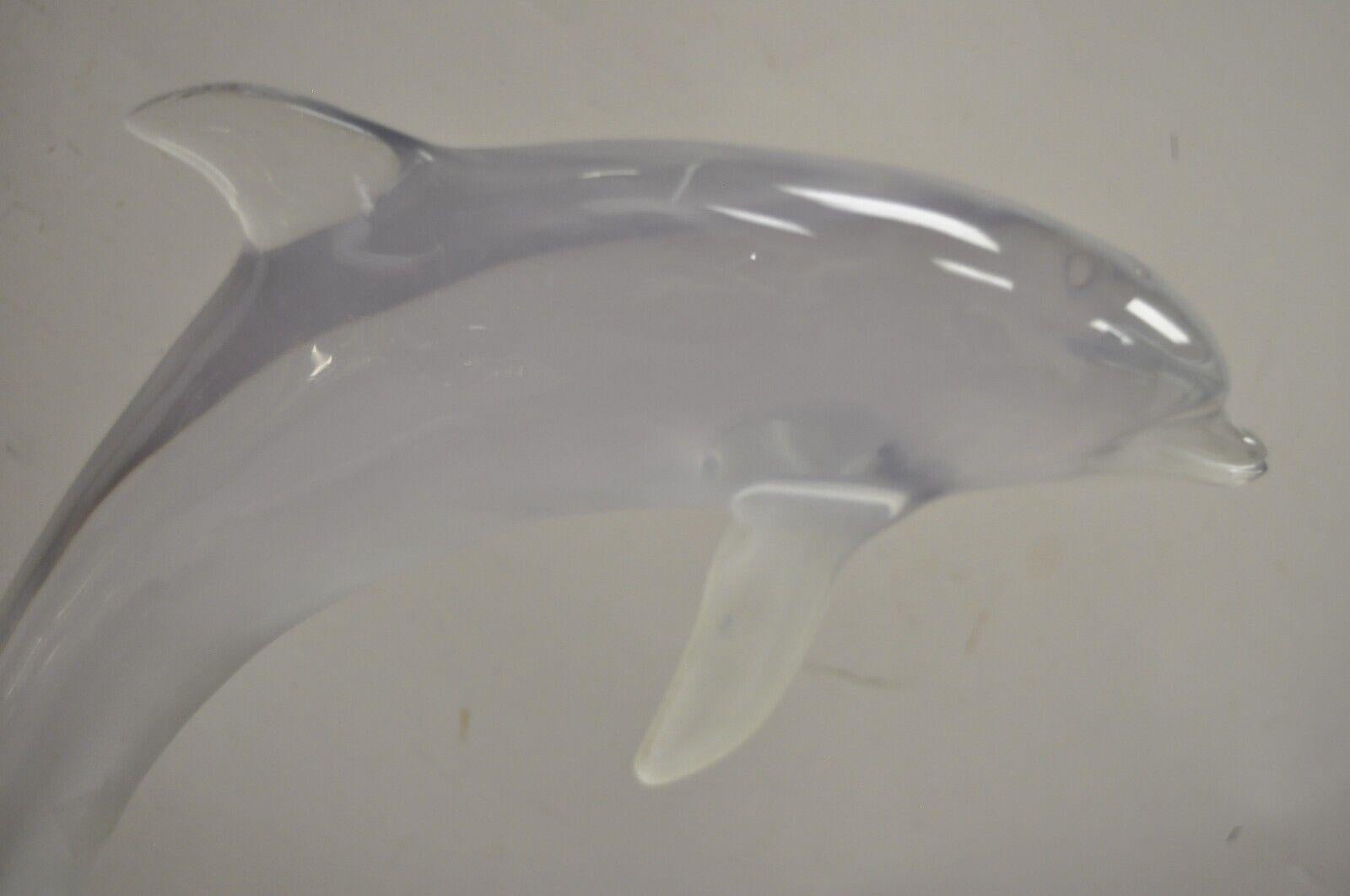 Donjo Acrylic Lucite Dolphin Statue Sculpture 394/750 Modern Figure In Good Condition For Sale In Philadelphia, PA