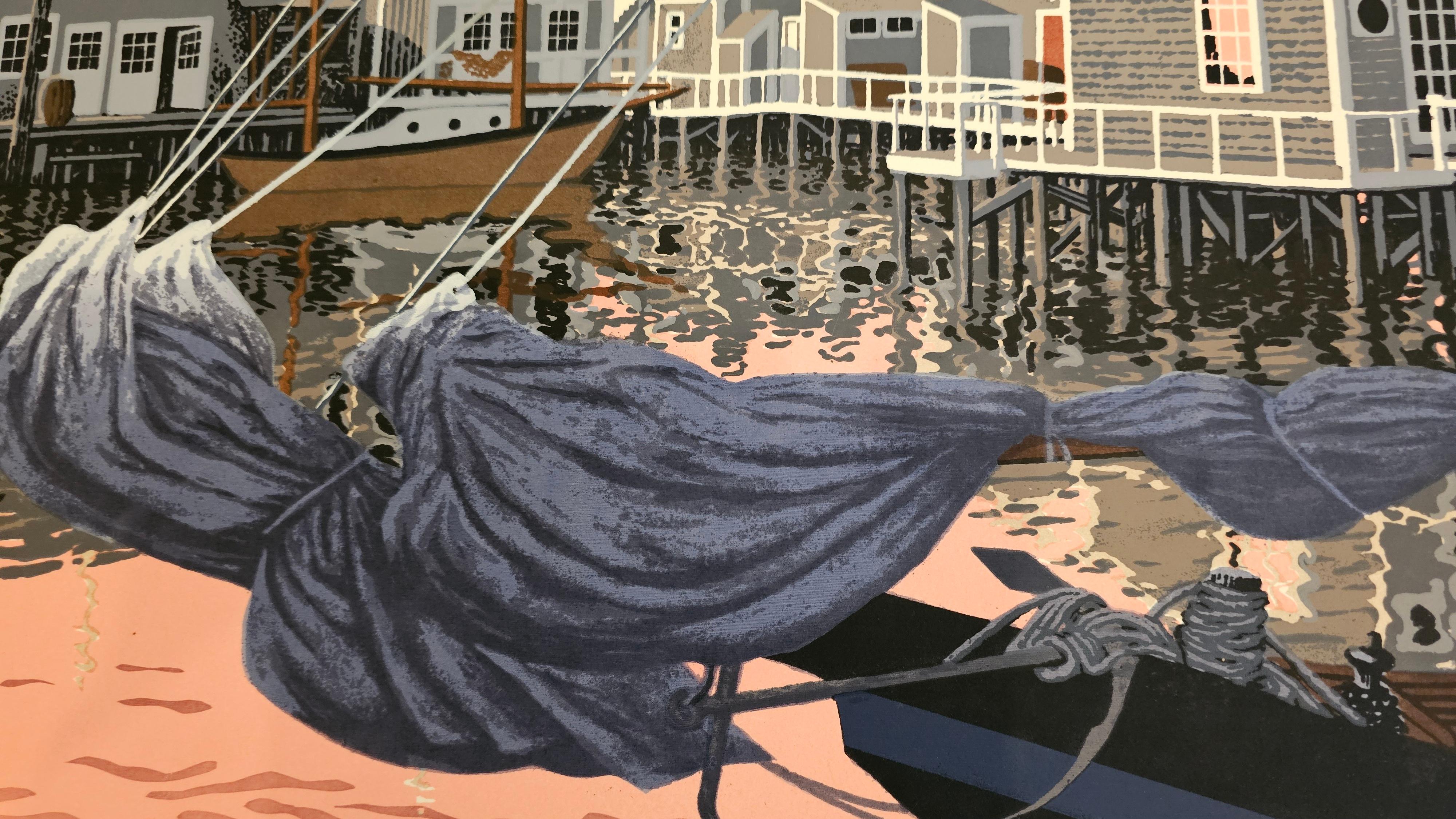 Nantucket North Wharf Nacht Himmelblaues Seidenscreen-Häuschen Meereslandschaft Seide Cottages (Grau), Landscape Print, von Donn Russell