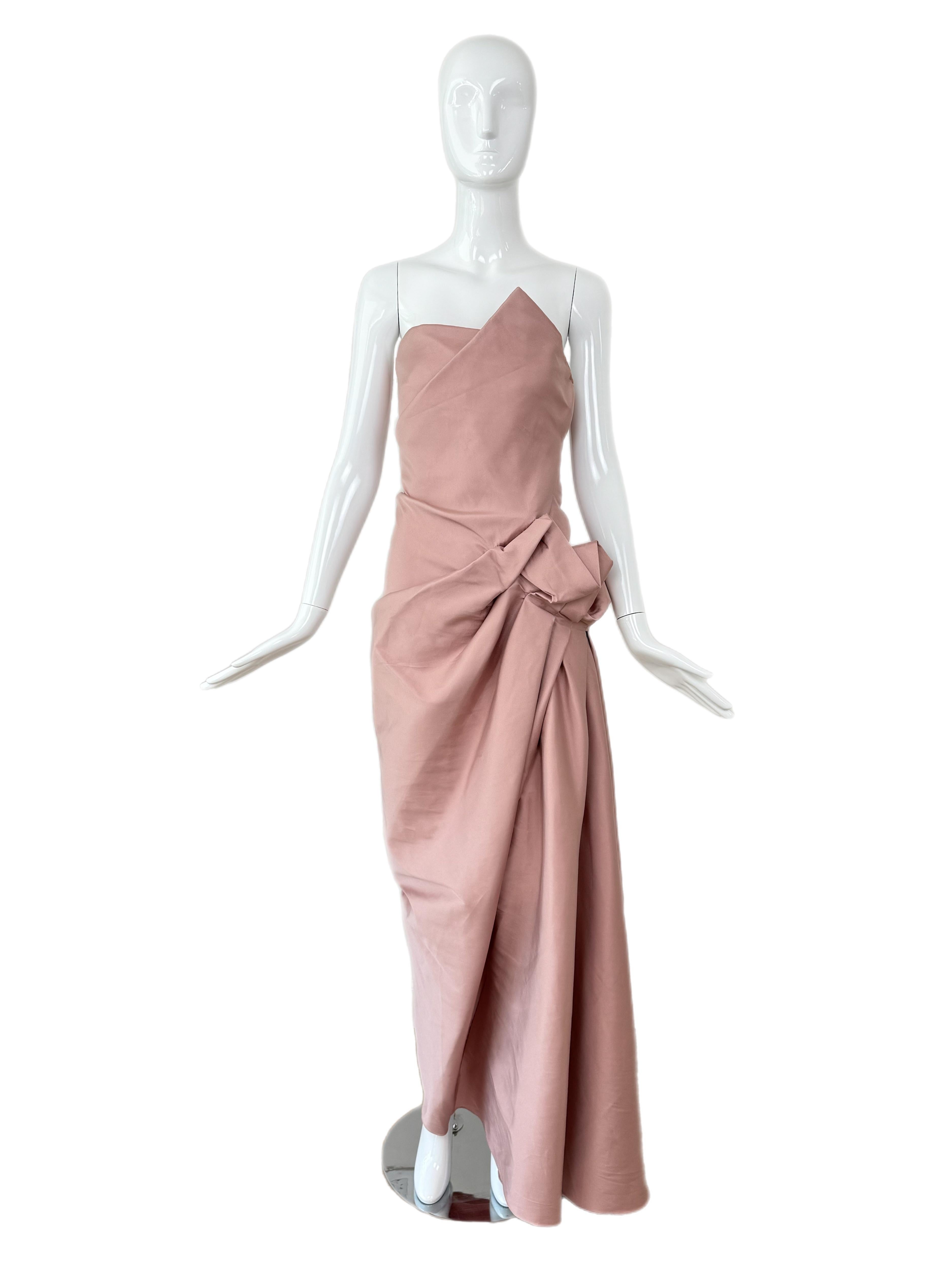 DONNA KARAN 2009 Vintage Pink Evening Gown Maxi Dress Runway (robe de soirée en soie rose) en vente 3
