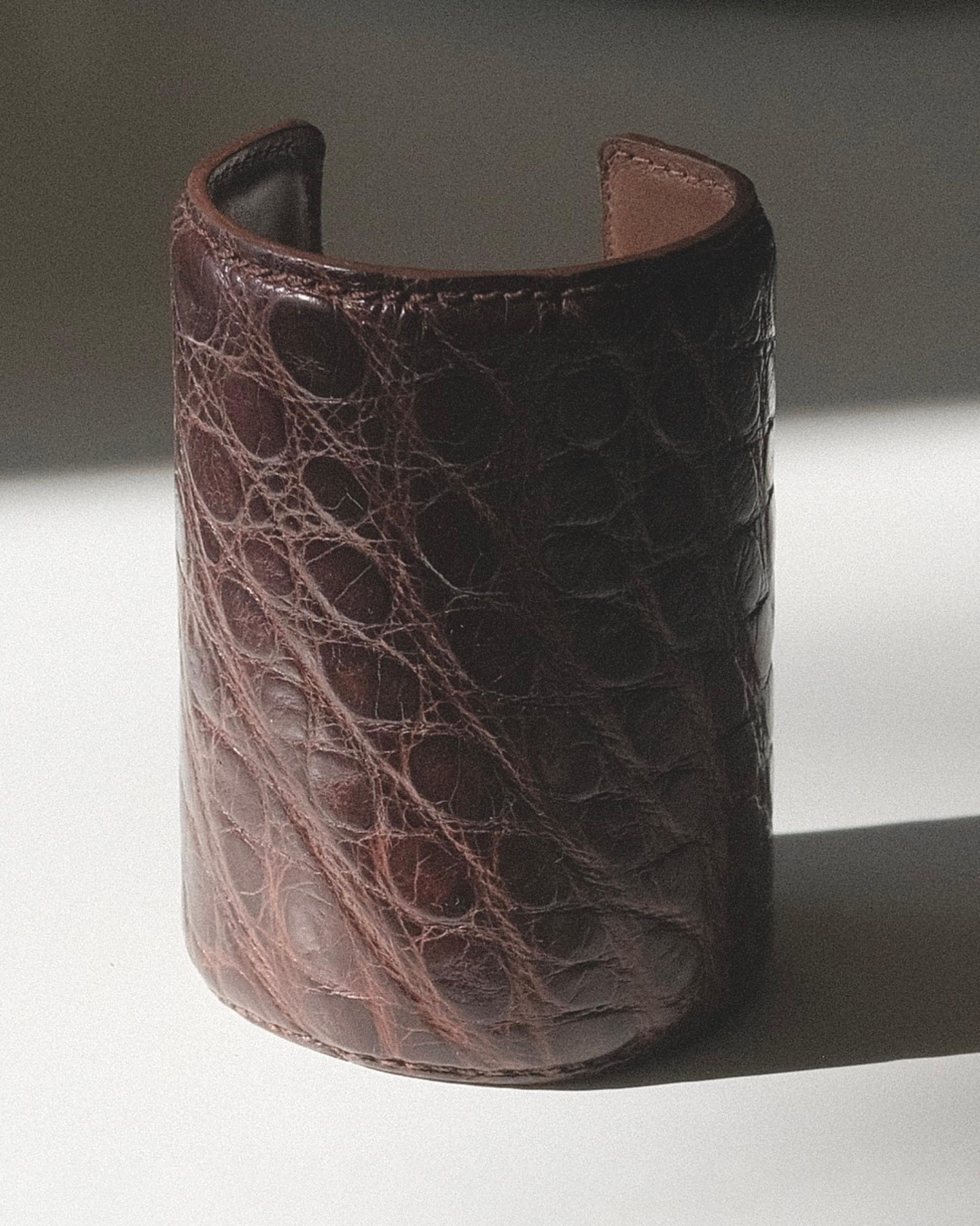 Donna Karan Alligator Cuff Bracelet 1990's For Sale 4