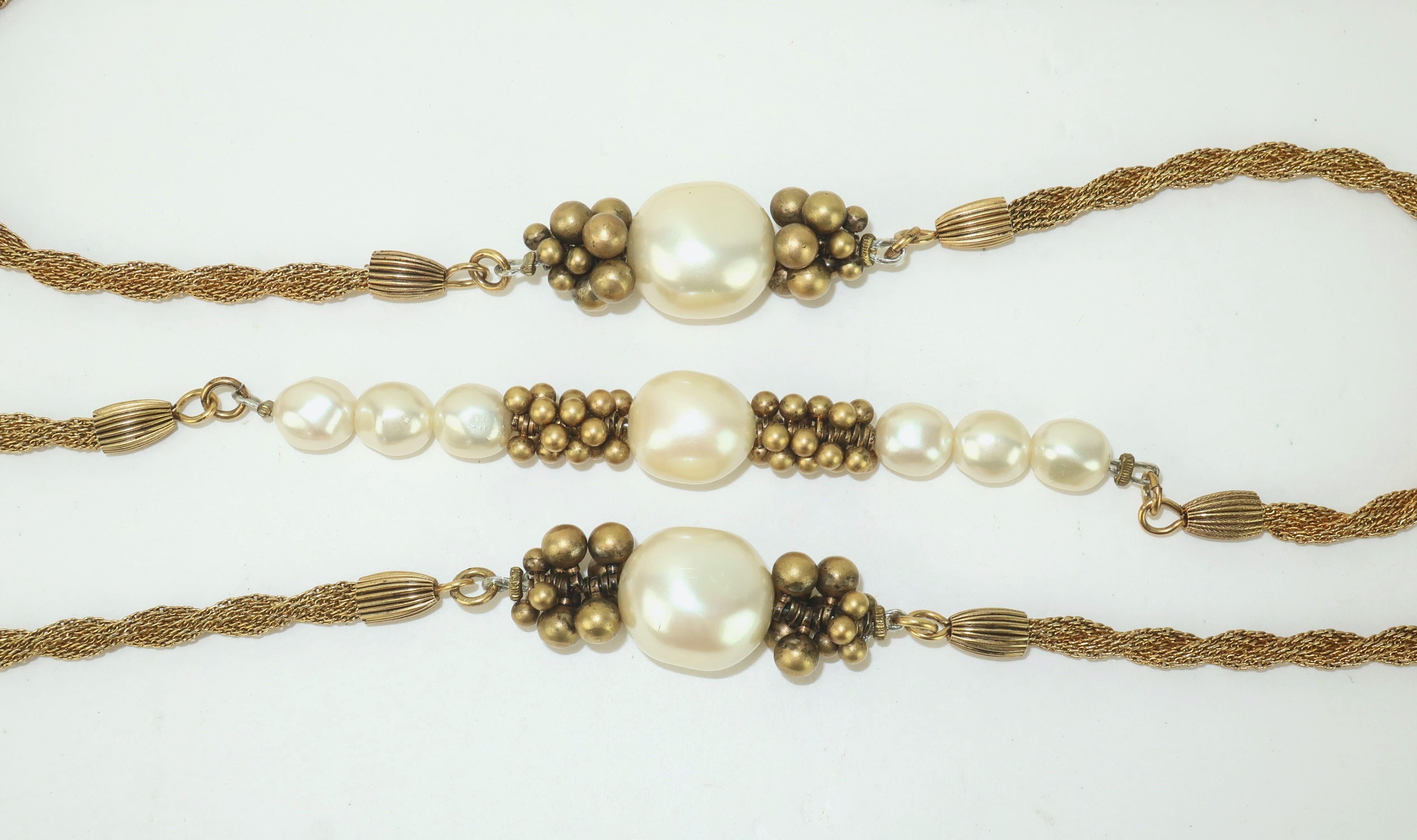 Donna Karan, collier pendentif oiseau en or avec perles baroques attribuée en vente 2