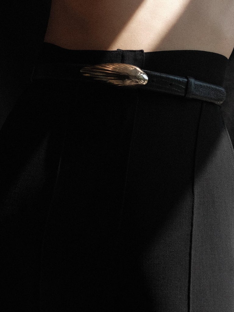Donna Karan Belt Black Embossed Leather Gold Silver Buckle  display picture 2