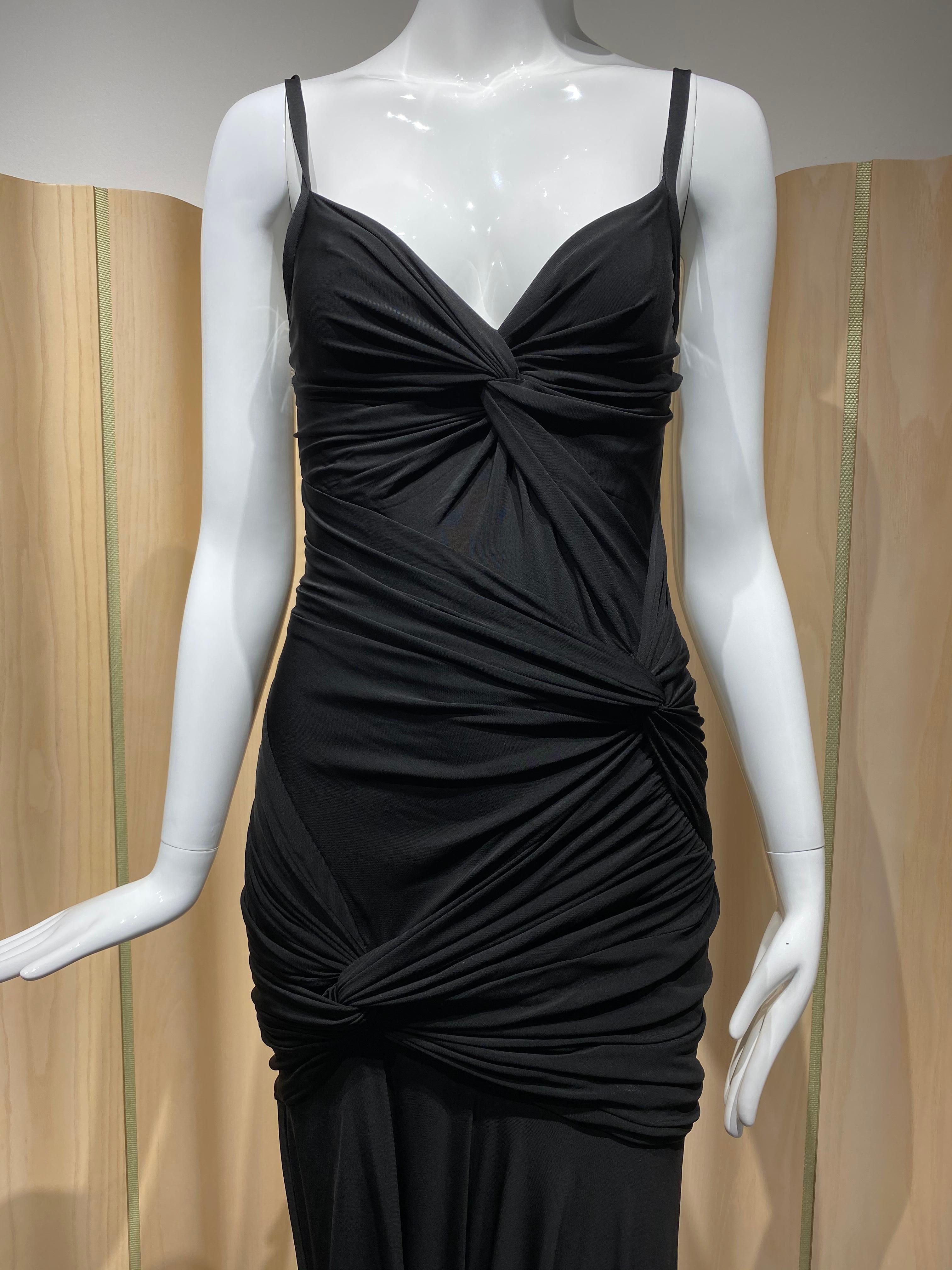 Sexy Donna Karan Black Label Jersey Spaghetti-Träger formschlüssiges Cocktail-Kleid.
Passform Größe 2/4