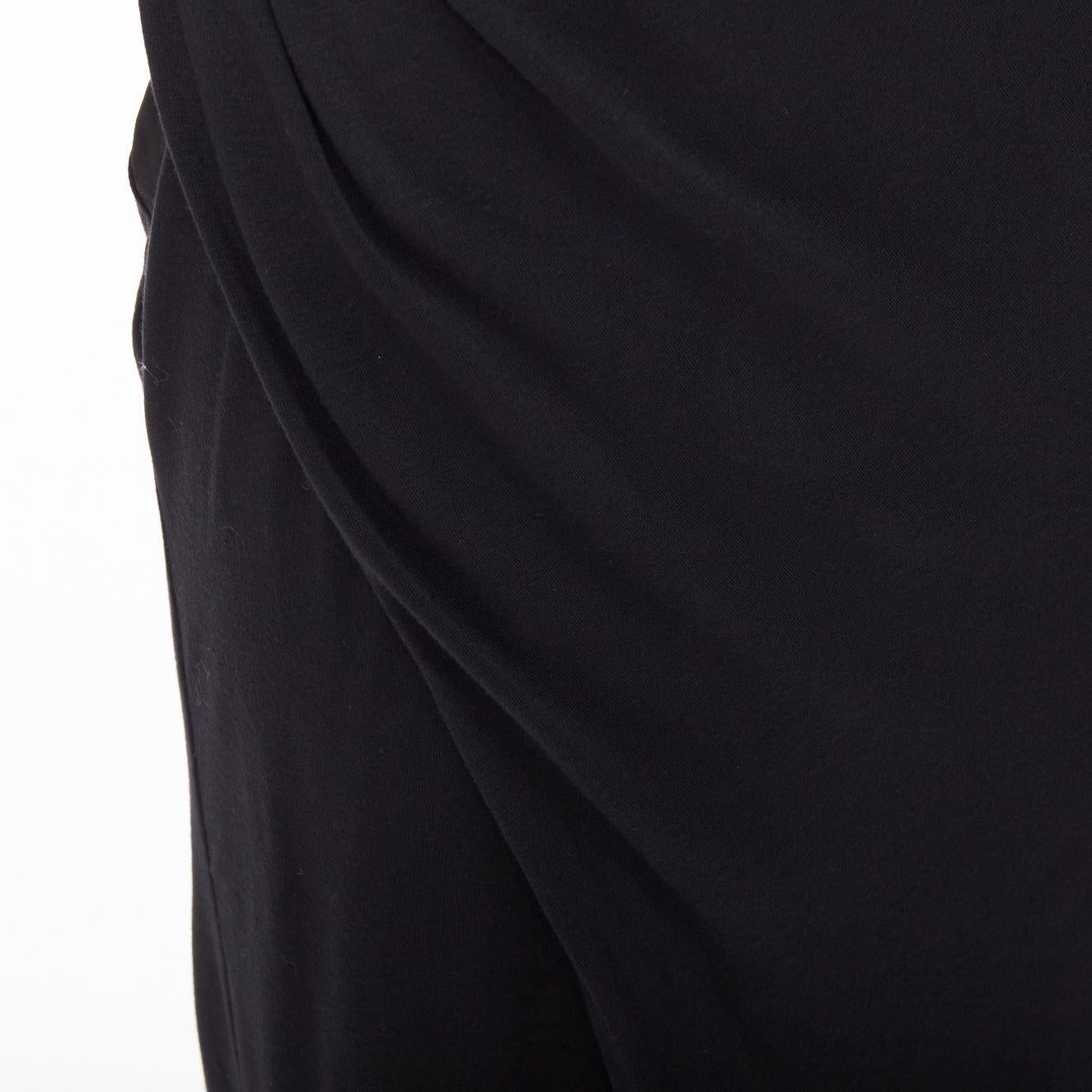 DONNA KARAN noir jersey transparent maille raglan drapé robe plongeante haute et basse L. en vente 2