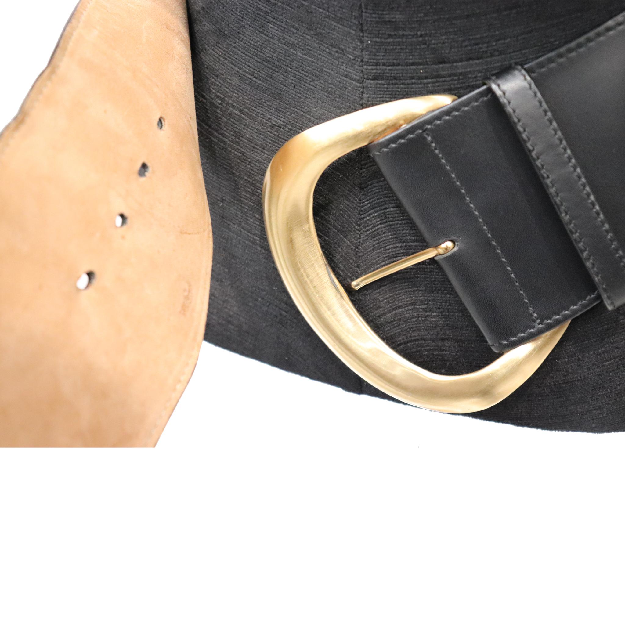 Donna Karan Black Leather Belt W/ Gold tone Buckle 1