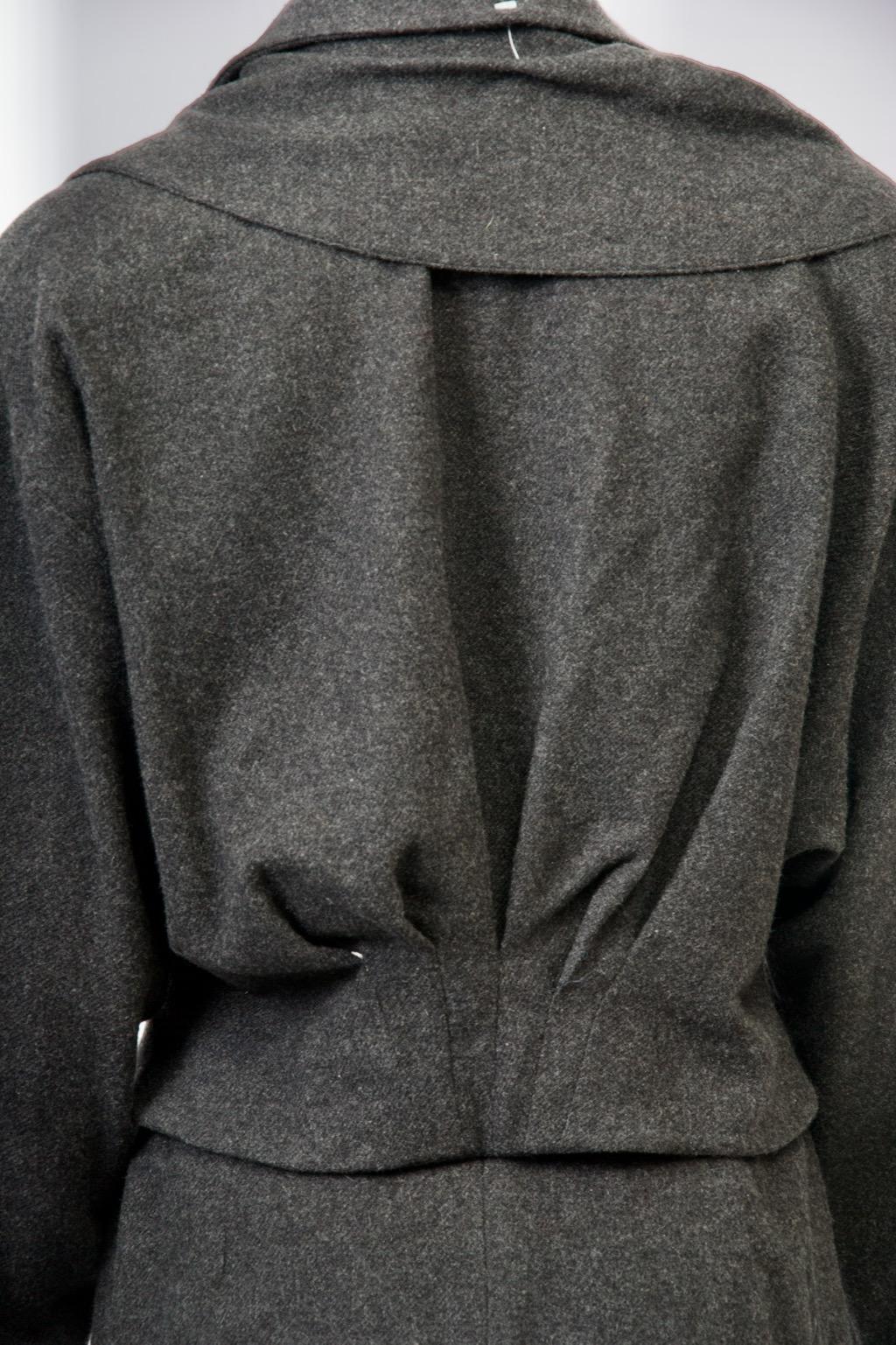 Donna Karan Cashmere Charcoal Suit with Scarf For Sale 1
