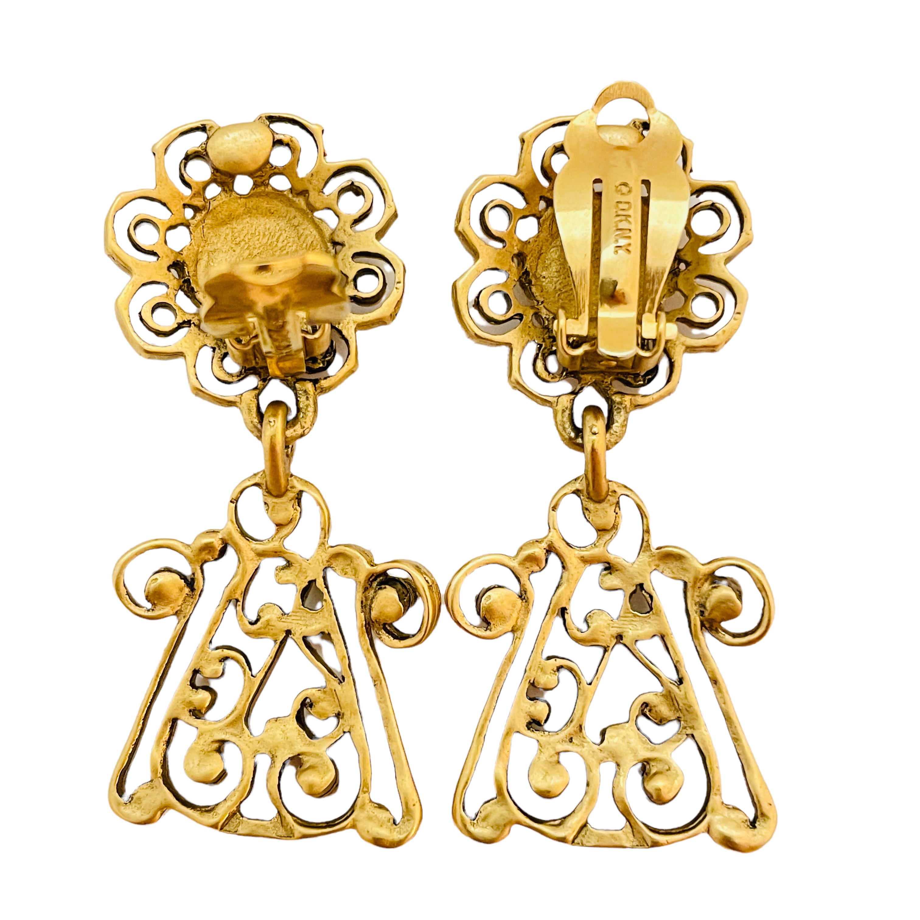 DONNA KARAN DKNY - Boucles d'oreilles à clip de créateur, ton or Bon état - En vente à Palos Hills, IL