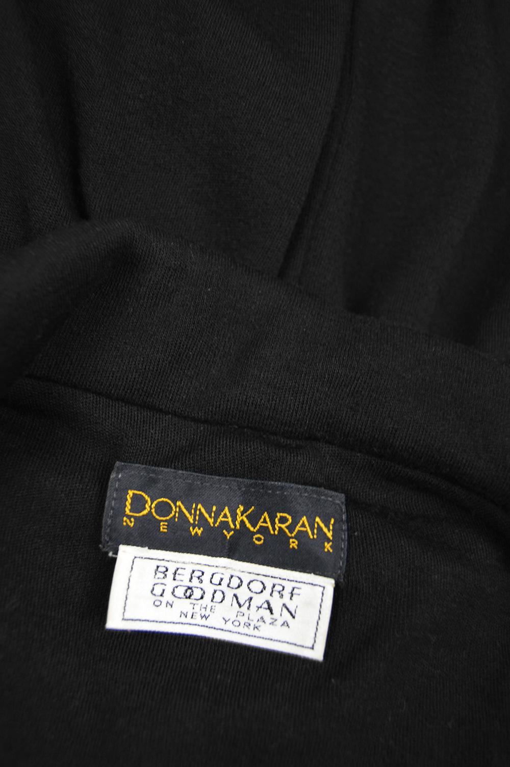 Donna Karan for Bergdorf Vintage Black Wool Structured Shoulder Jacket, 1980s For Sale 4