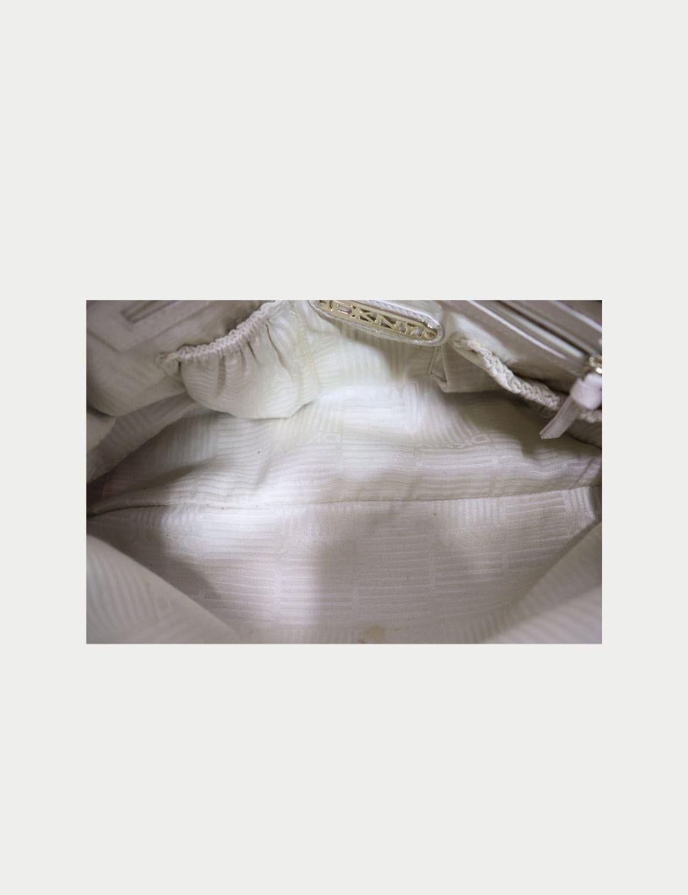 Donna Karan In Good Condition For Sale In Amman, JO