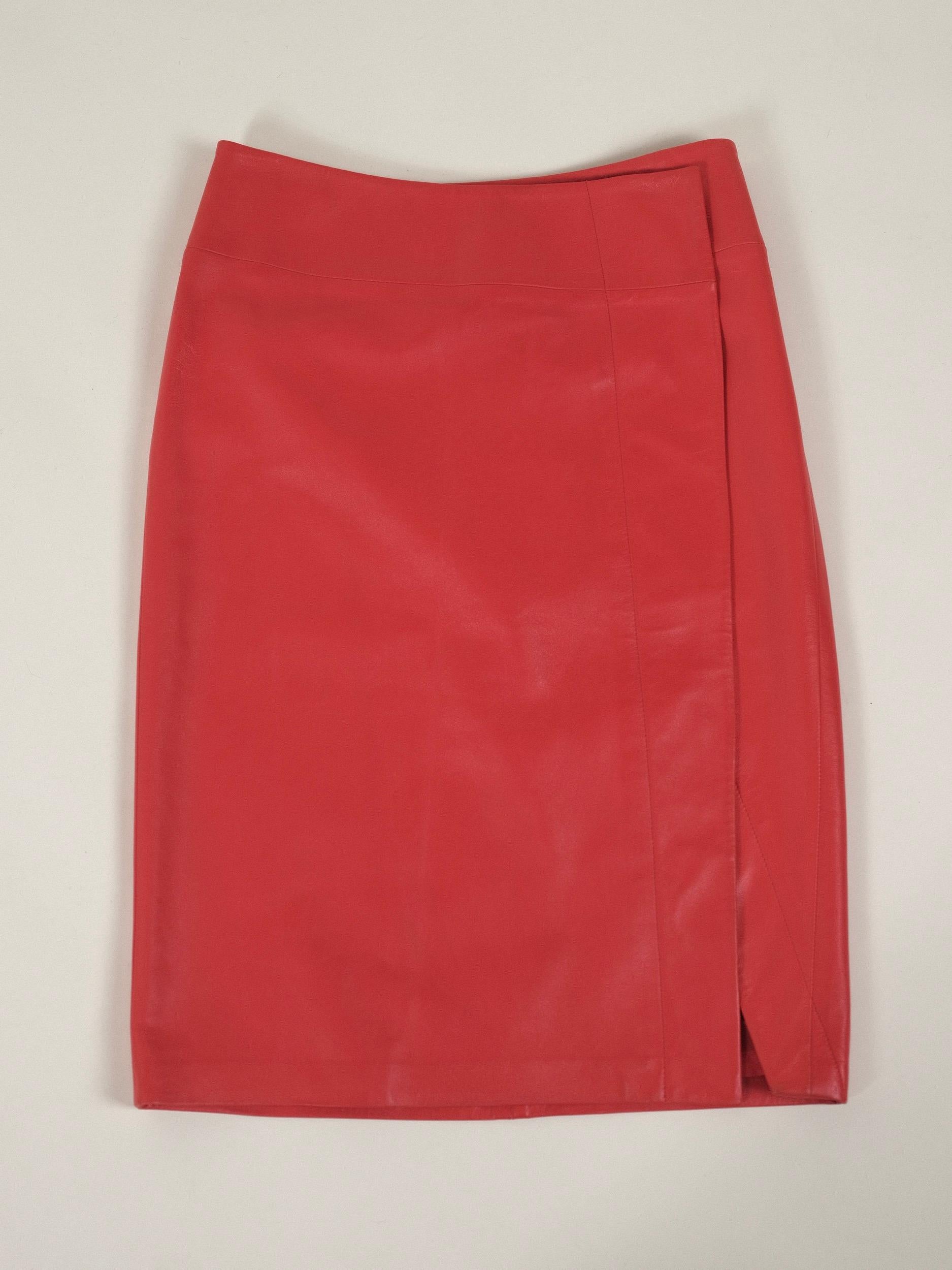 Donna Karan Leather Wrap Skirt Tomato Red Size US4 IT40 FR38 1990's For Sale 7