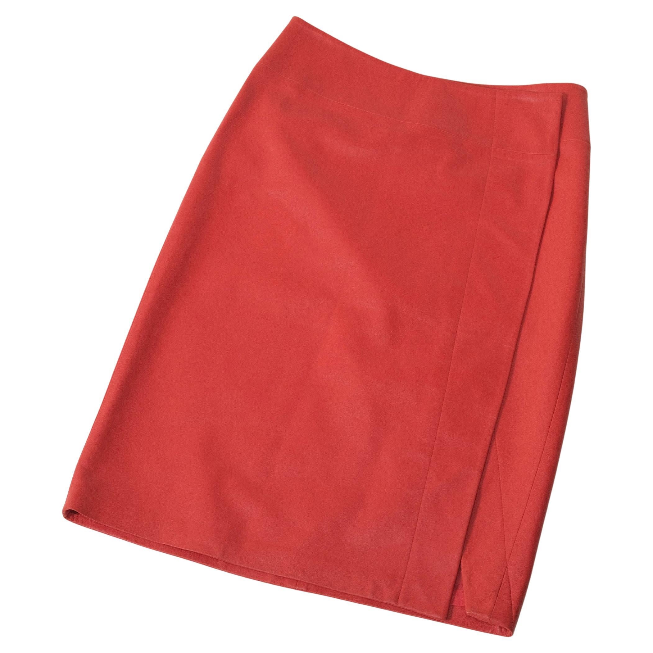 Donna Karan Leather Wrap Skirt Tomato Red Size US4 IT40 FR38 1990's For Sale