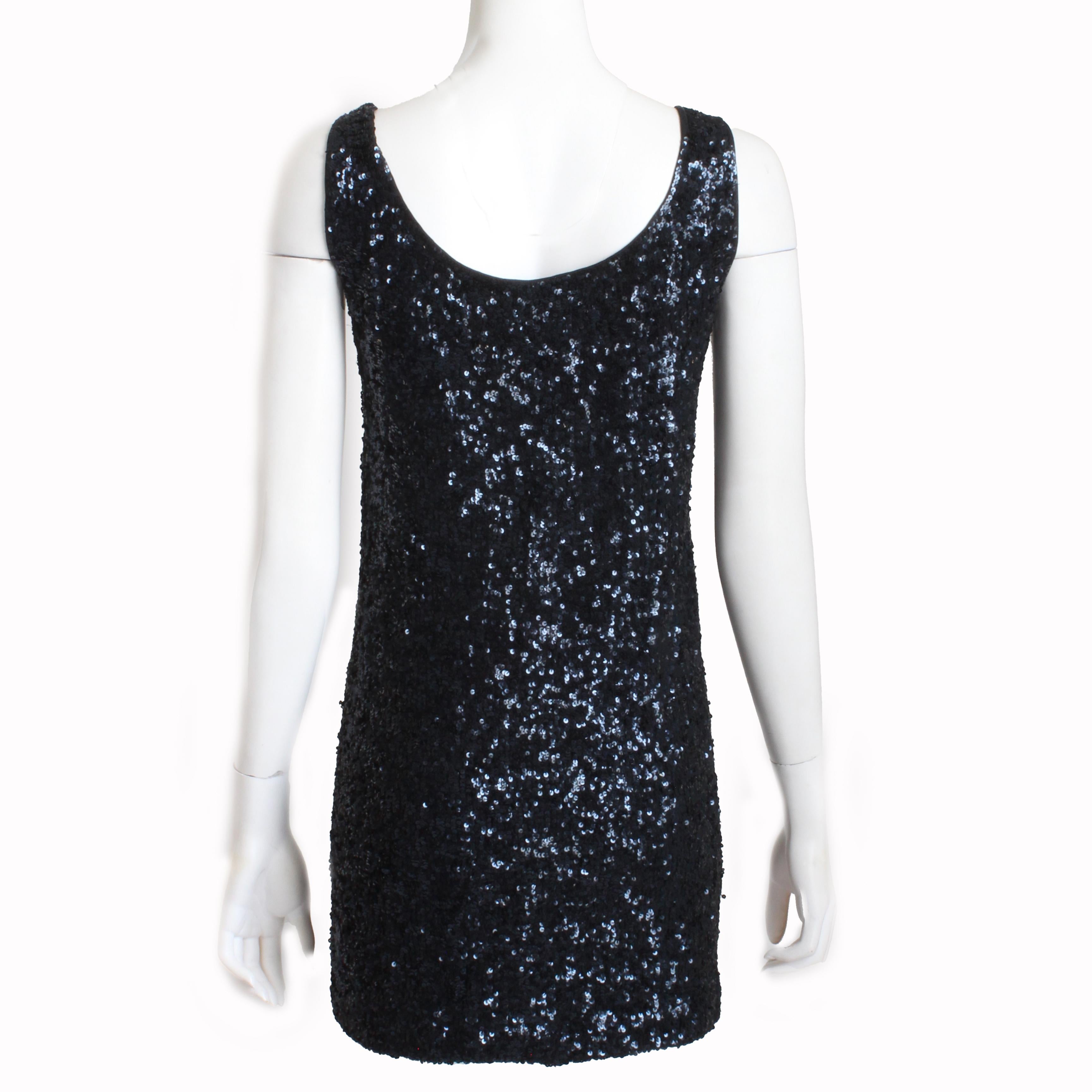 Donna Karan Mini Dress Black Silk Knit Sequins Party Cocktail Sexy LBD Vintage S in vendita 3