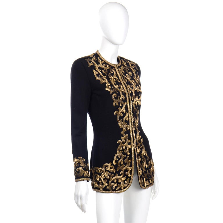 Donna Karan Vintage Black Beaded Embroidered Gold Stacked Sequin Jacket In Excellent Condition For Sale In Portland, OR