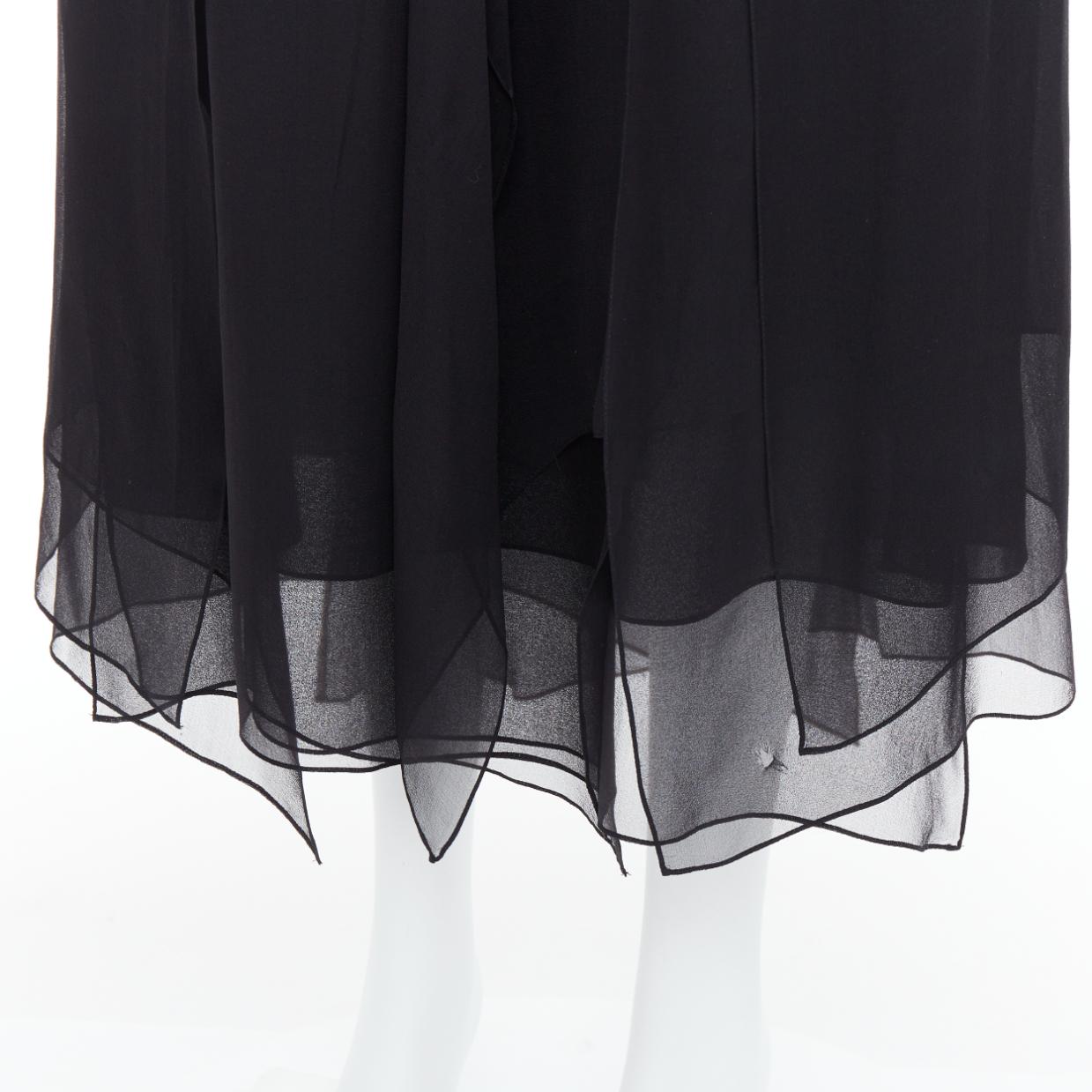DONNA KARAN Vintage black silk trimmed viscose wool boxy midi dress L
Reference: JHDN/A00051
Brand: Donna Karan
Material: Viscose, Silk, Blend
Color: Black
Pattern: Solid
Closure: Slip On
Lining: Black Fabric
Extra Details: Silk trimmed