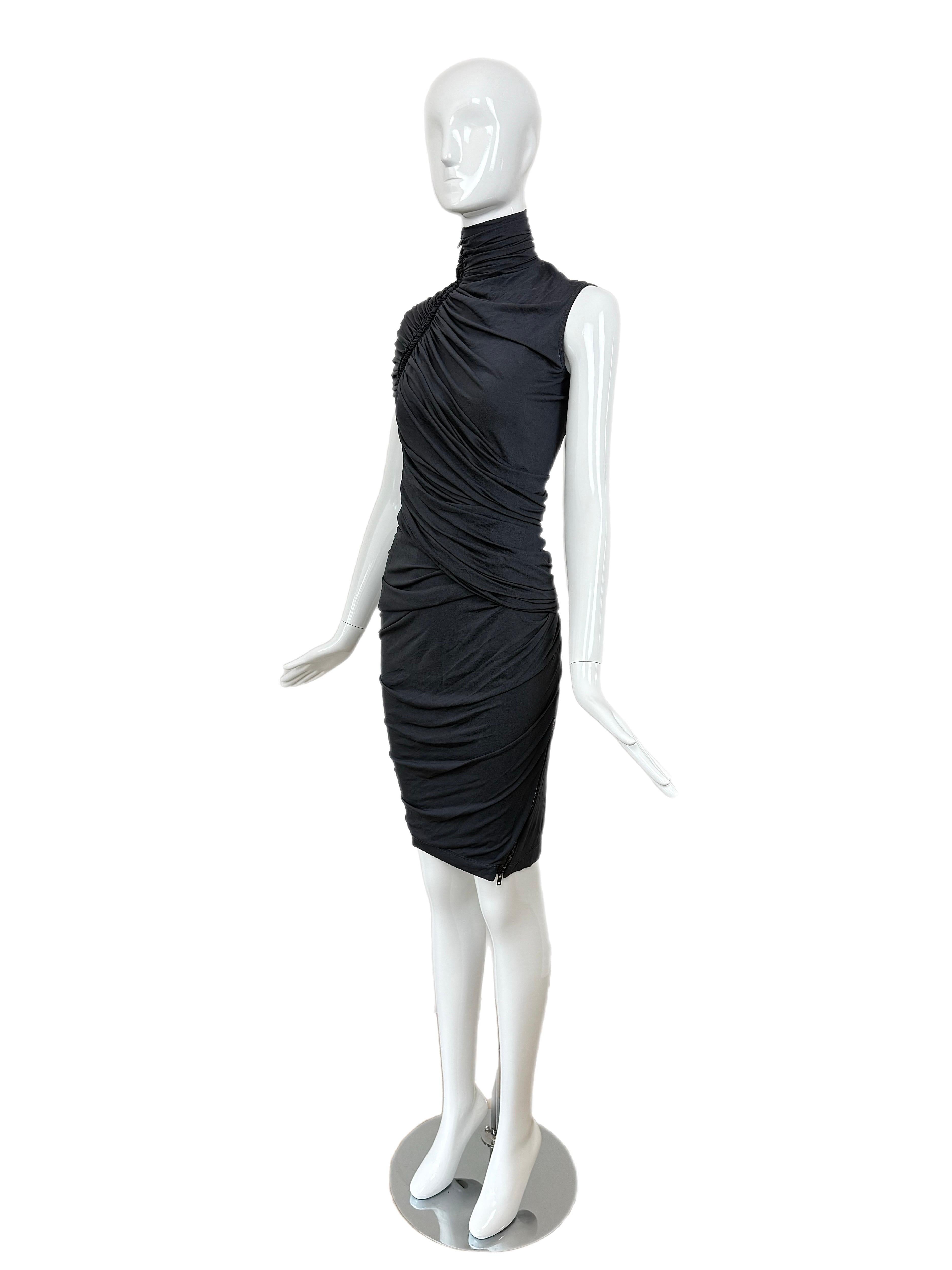DONNA KARAN Vestido gris vintage con cremallera y fruncido en Excelente estado para la venta en Leonardo, NJ