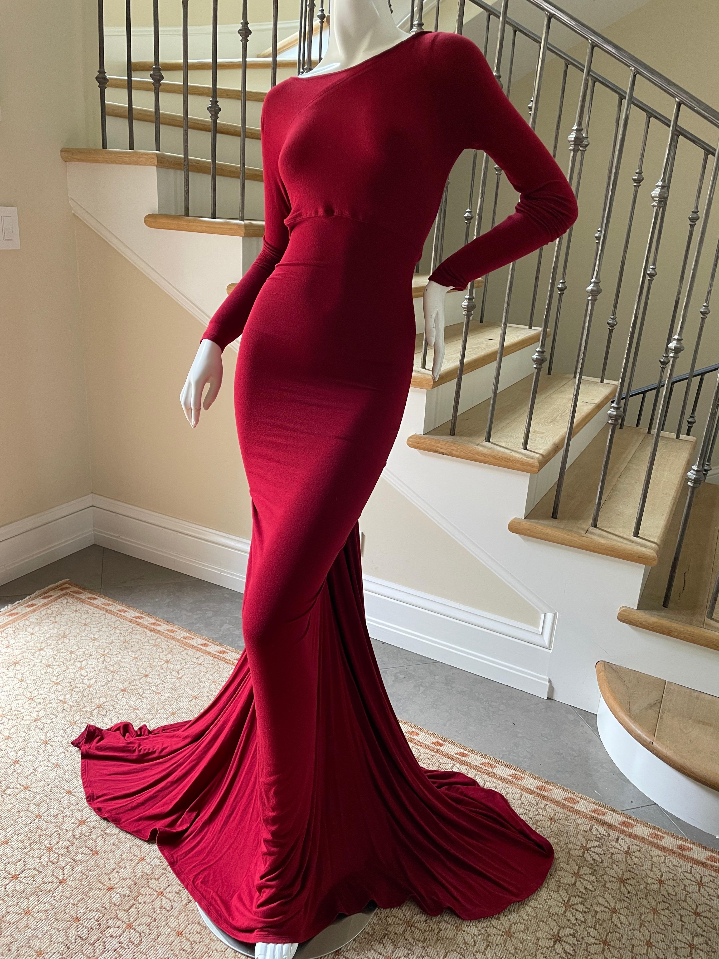 Donna Karan Vintage Rotes Jersey Fischschwanz-Abendkleid mit tiefem Rückenausschnitt im Zustand „Gut“ in Cloverdale, CA