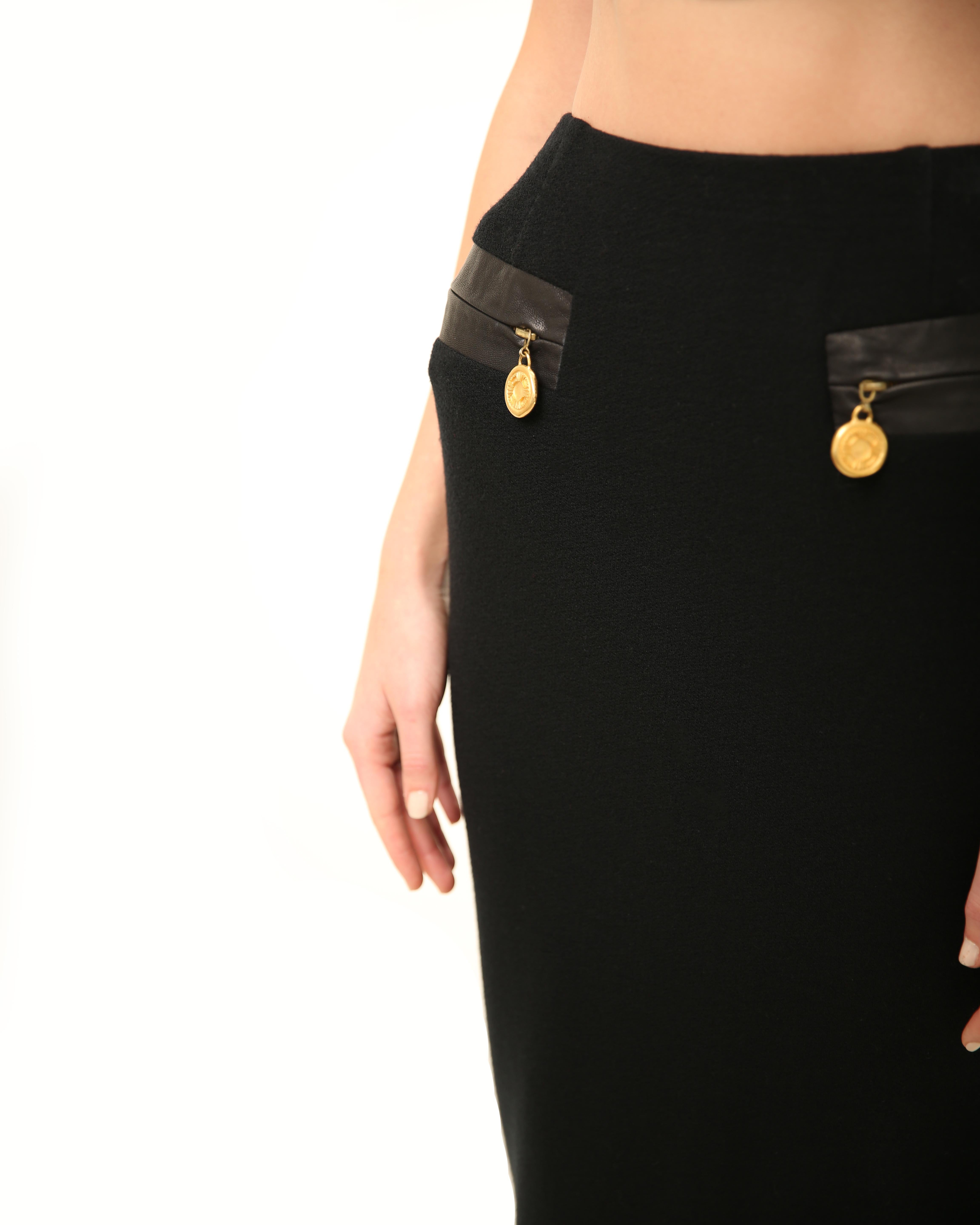 Donna Karan vtg navy blue black gold button zip wool leather high waisted skirt 4