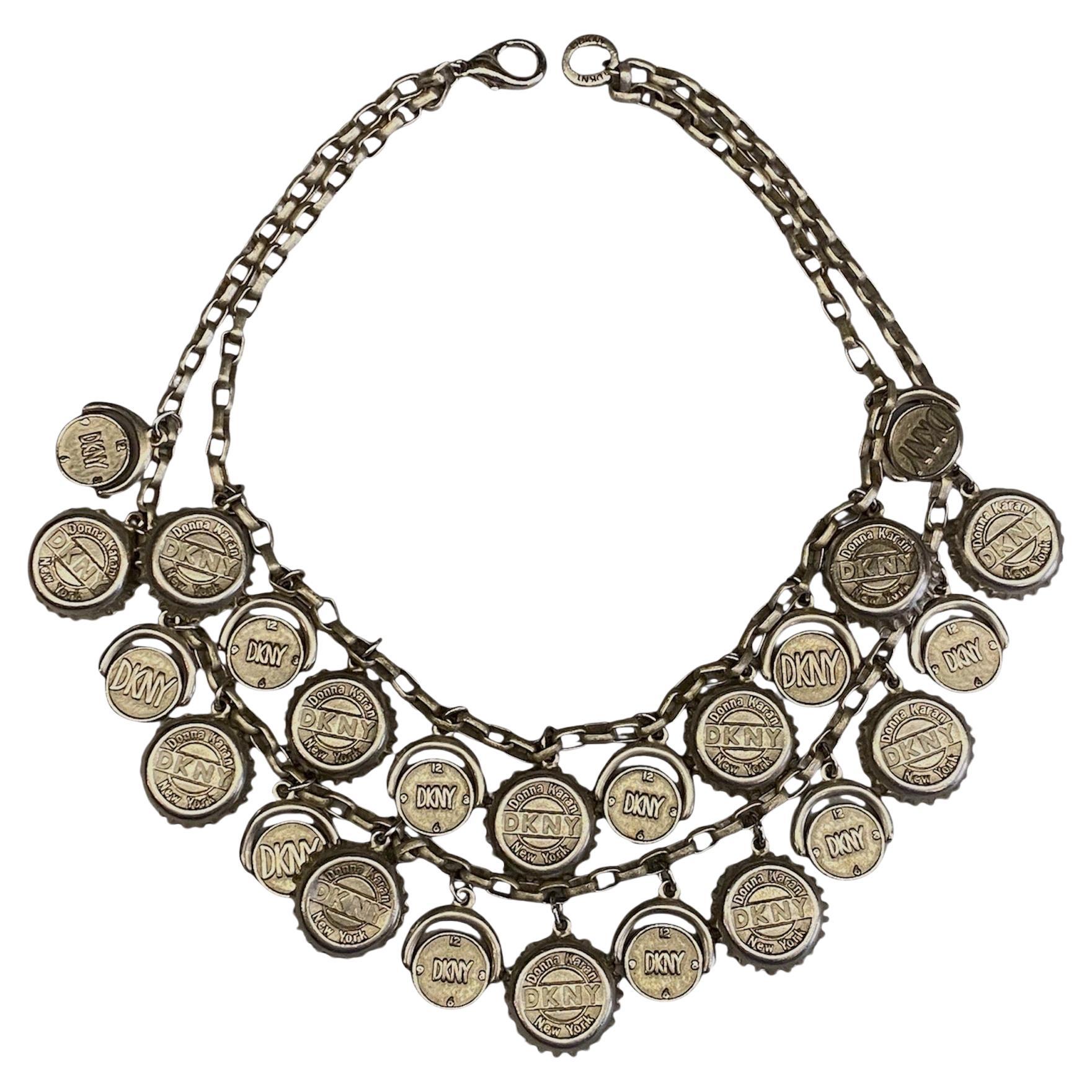 Donna Karen New York 1990s Satin Silver DKNY Bottle Cap Halskette im Angebot