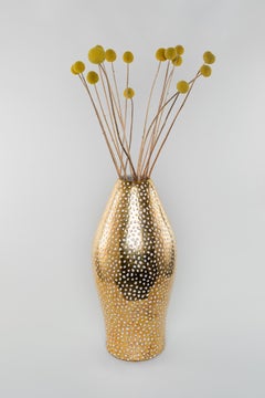 DONNA vase, handmade porcelain contemporary golden vase