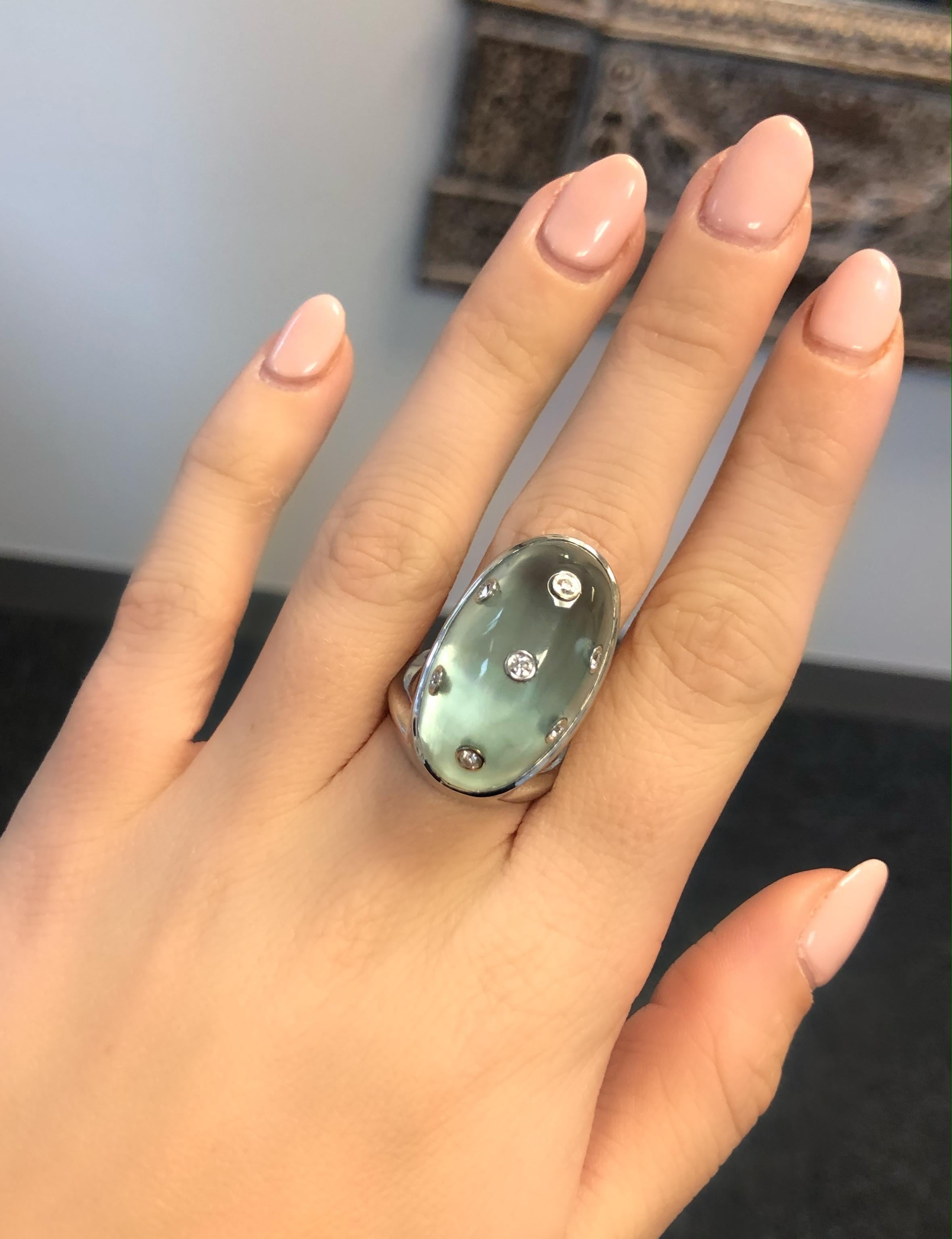 Donna Vock 18 Karat White Gold Ring with Cabochon Aquamarine and Diamonds In New Condition For Sale In New York, NY