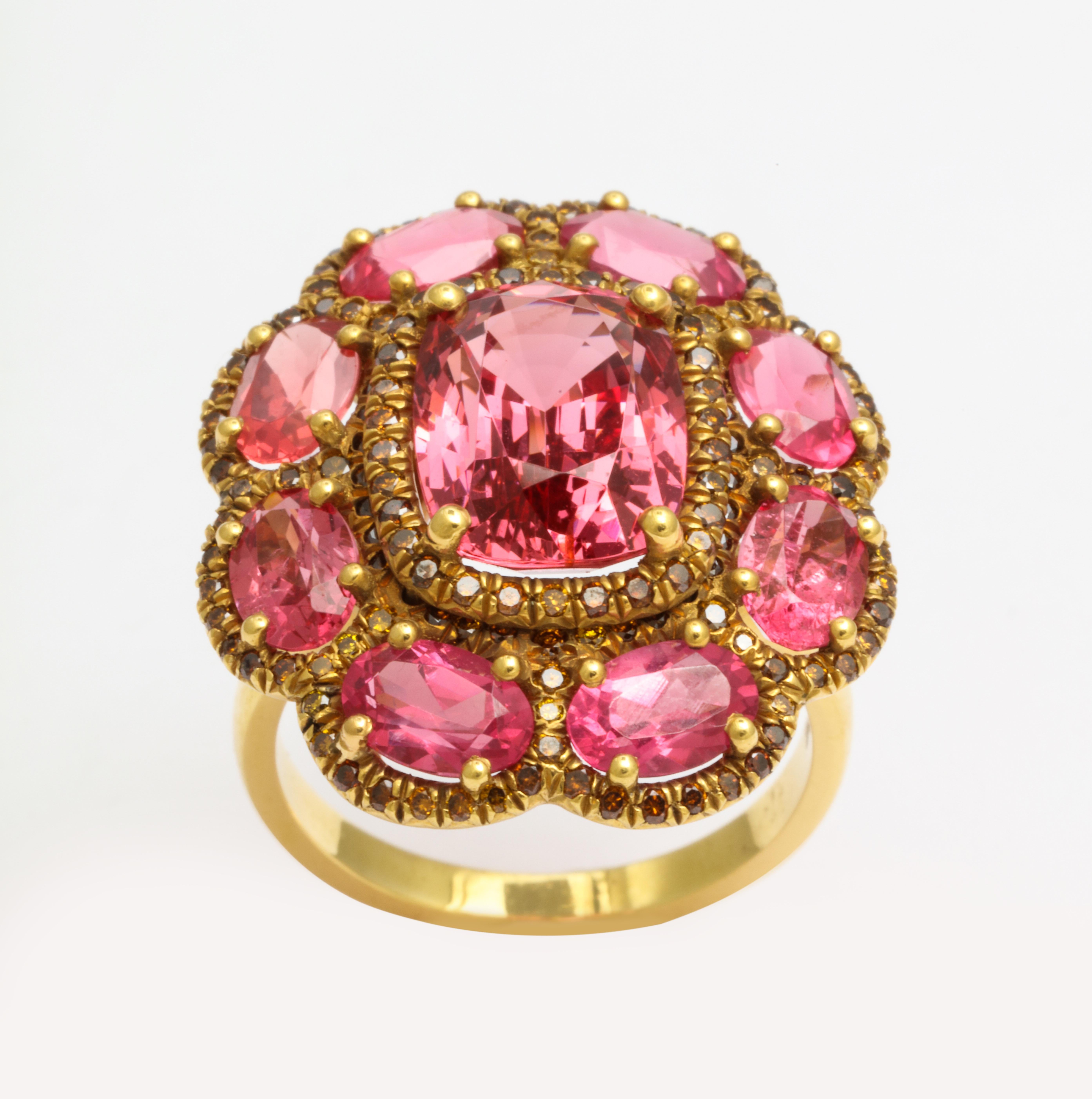 Donna Vock Pink Spinel Ring with Diamonds (Kissenschliff) im Angebot