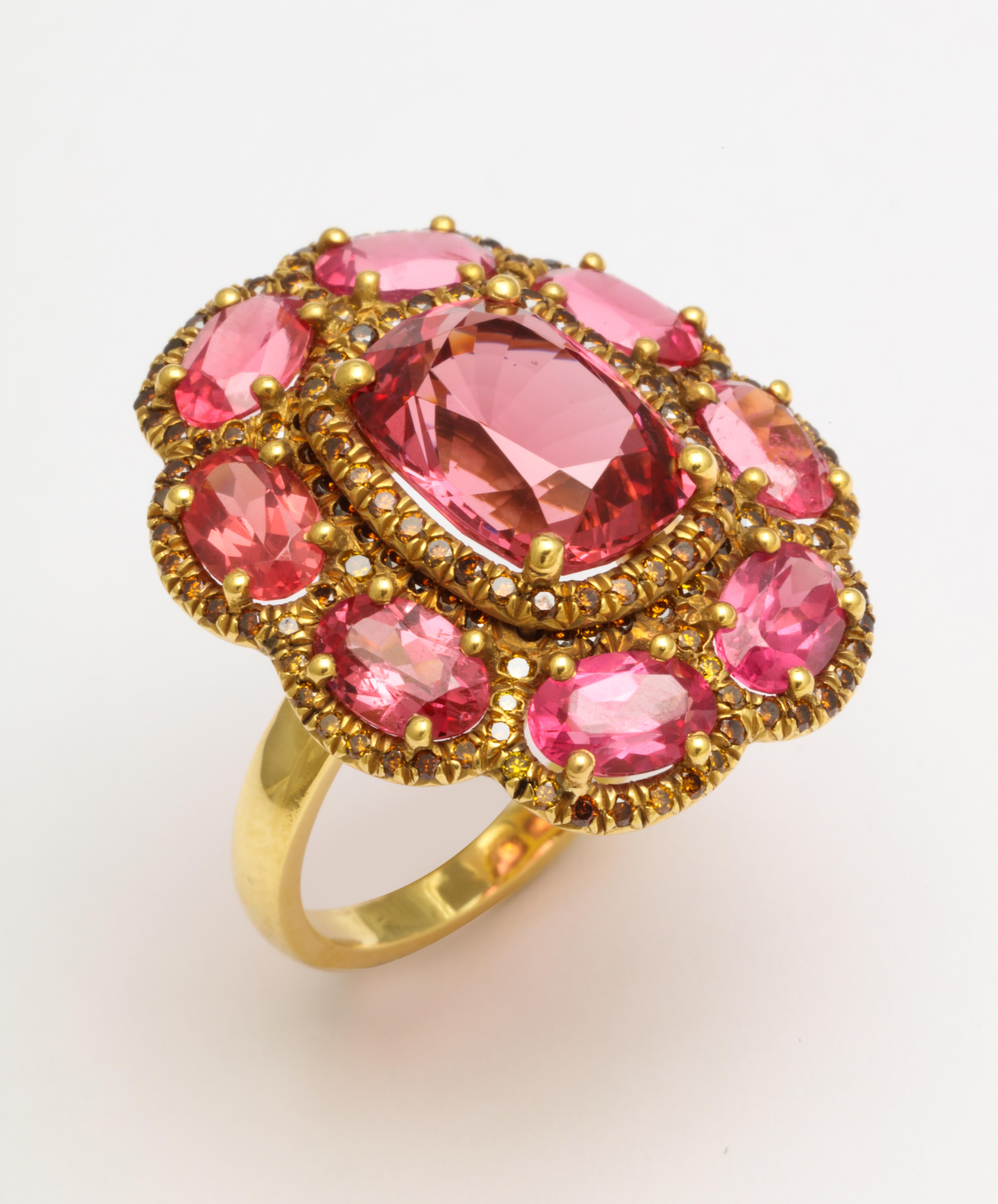 Donna Vock Pink Spinel Ring with Diamonds In Excellent Condition For Sale In New York, NY