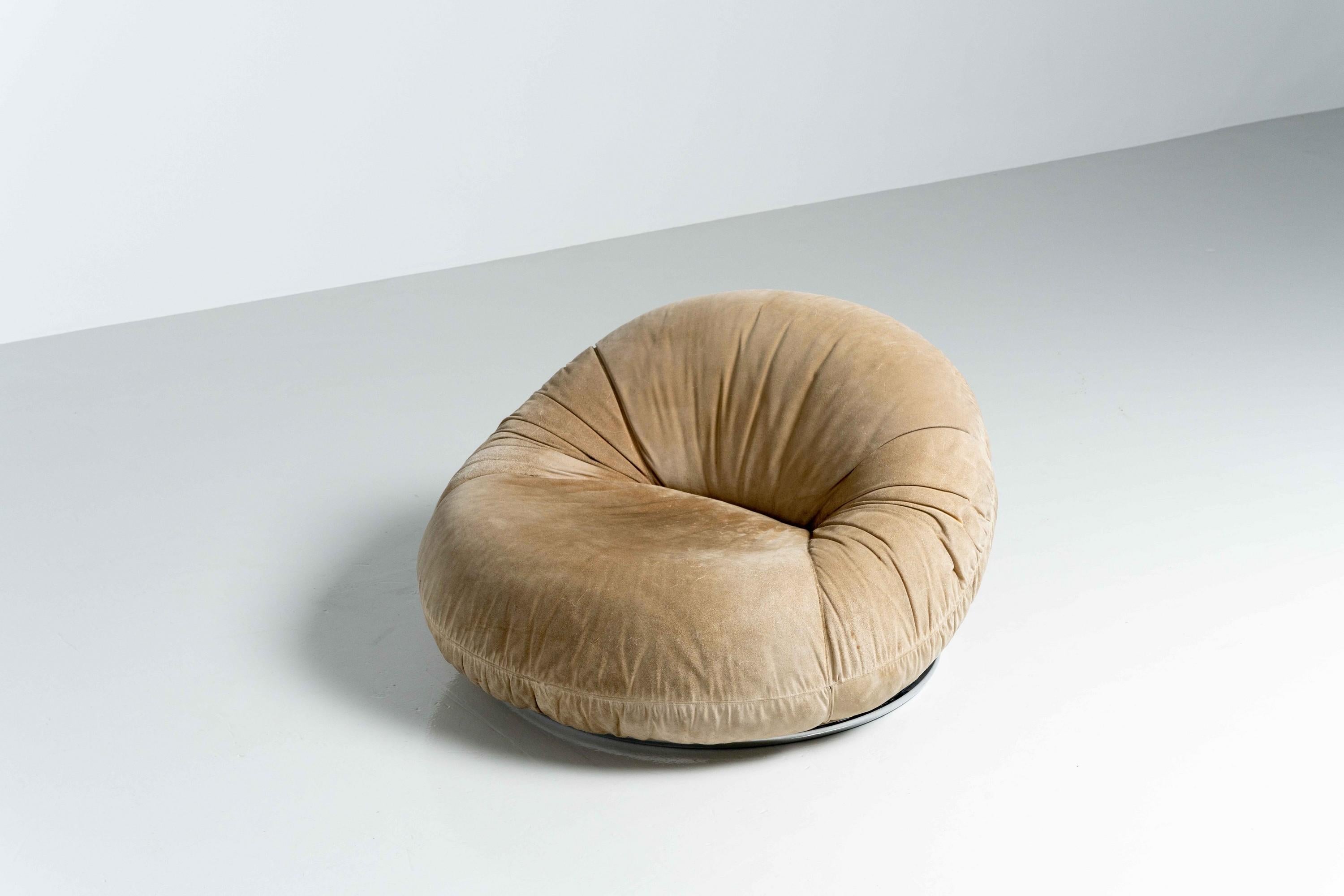 Mid-Century Modern Donut Shaped Lounge Chair in Suede Italy, 1970s