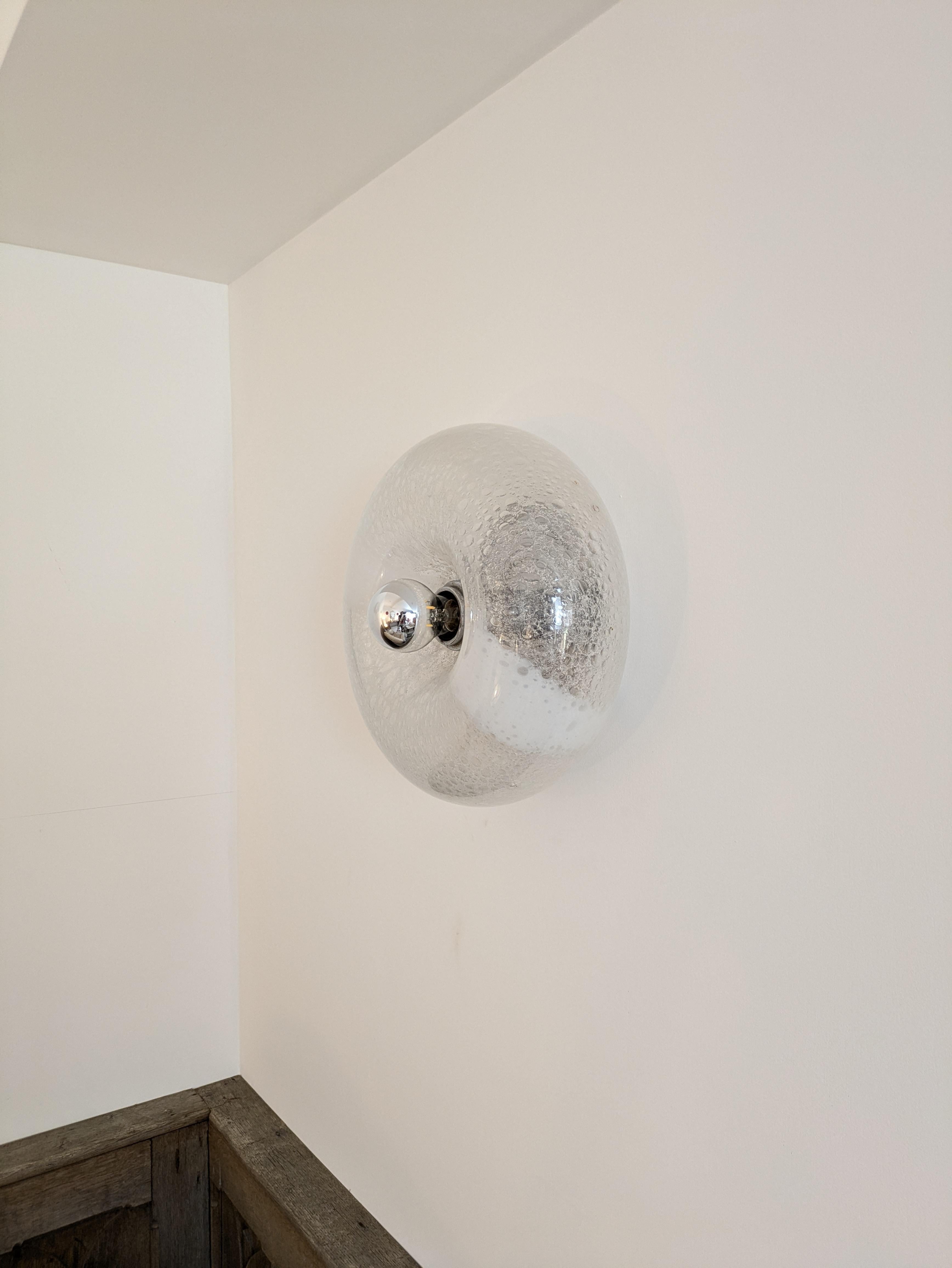 Aplique o plafón Donut, Italia, 1970, cristal de Murano en venta 10