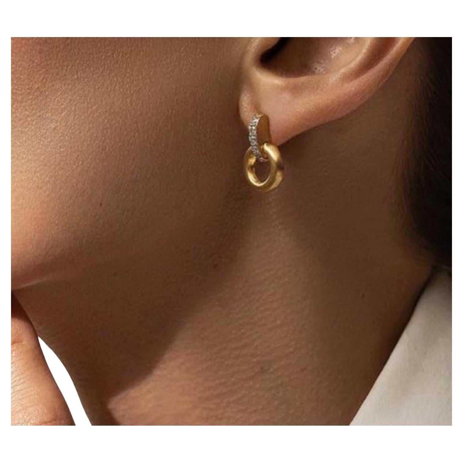 Donuts Earrings in Diamonds (VS/VVS) and Yellow Gold (14k) For Sale