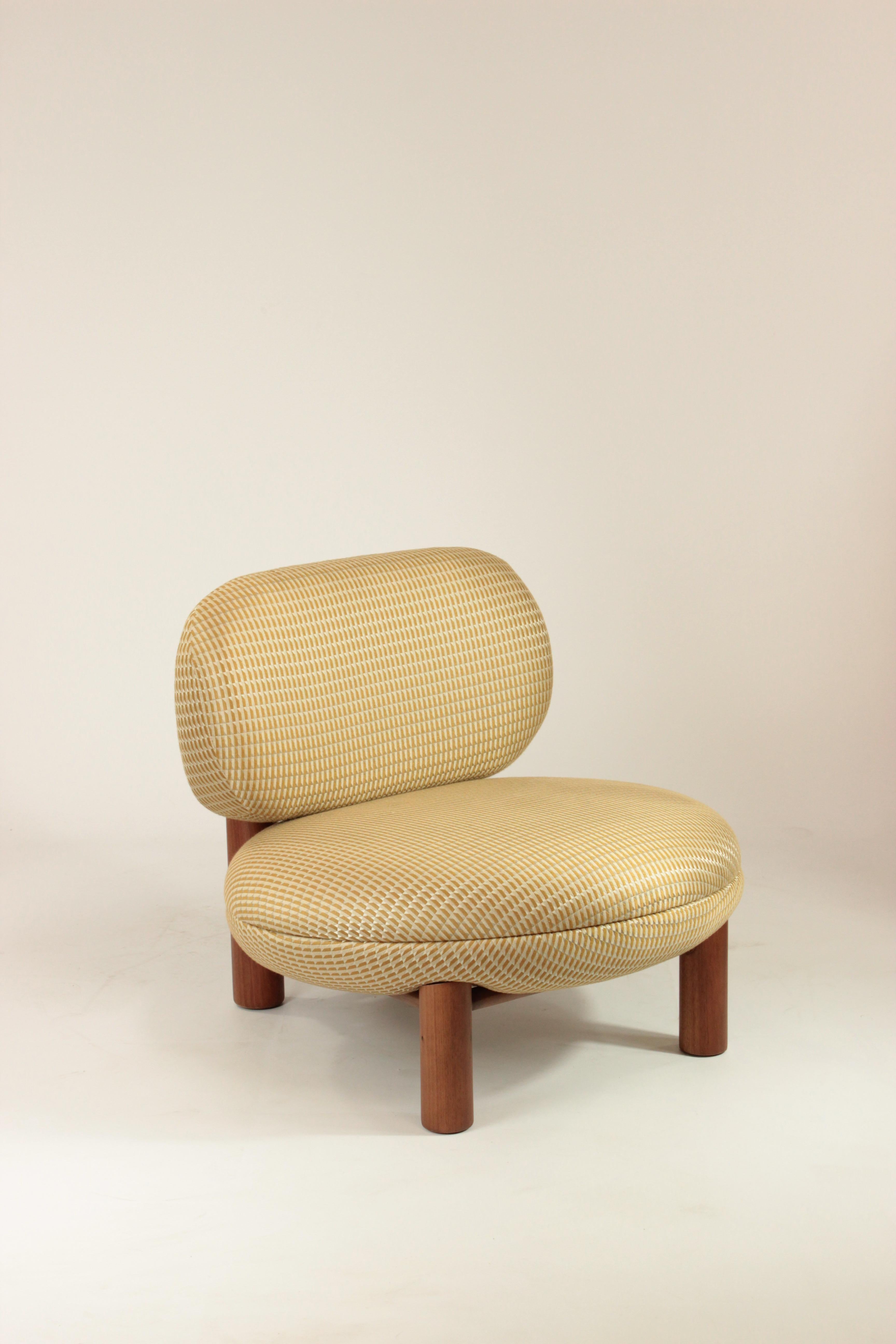 Contemporary DOOQ! Aimi Armchair in Beige For Sale