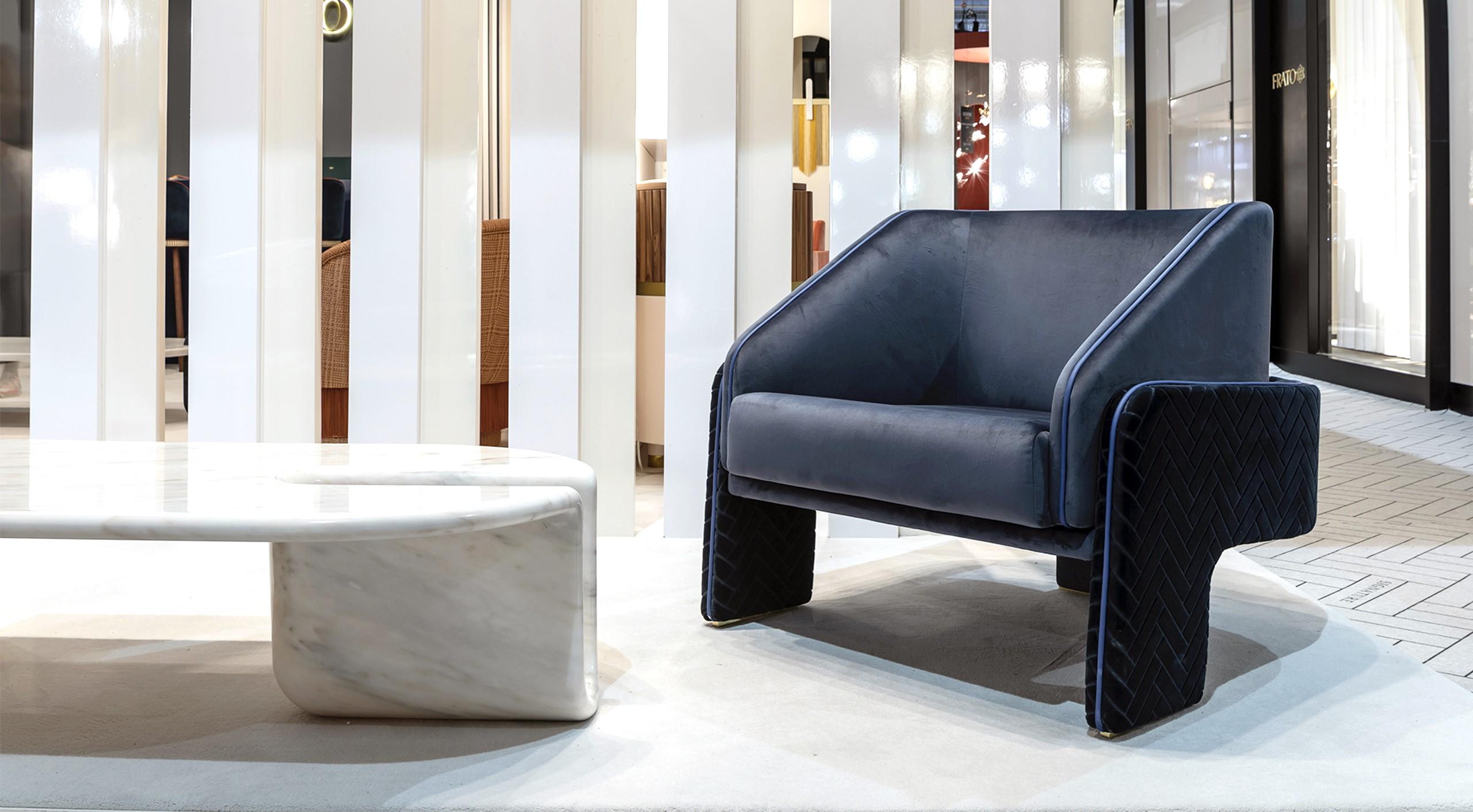 DOOQ Bauhaus inspirierter Sessel L'Unité mit Messingfüßen, blauer Baumwollsamt (21. Jahrhundert und zeitgenössisch) im Angebot