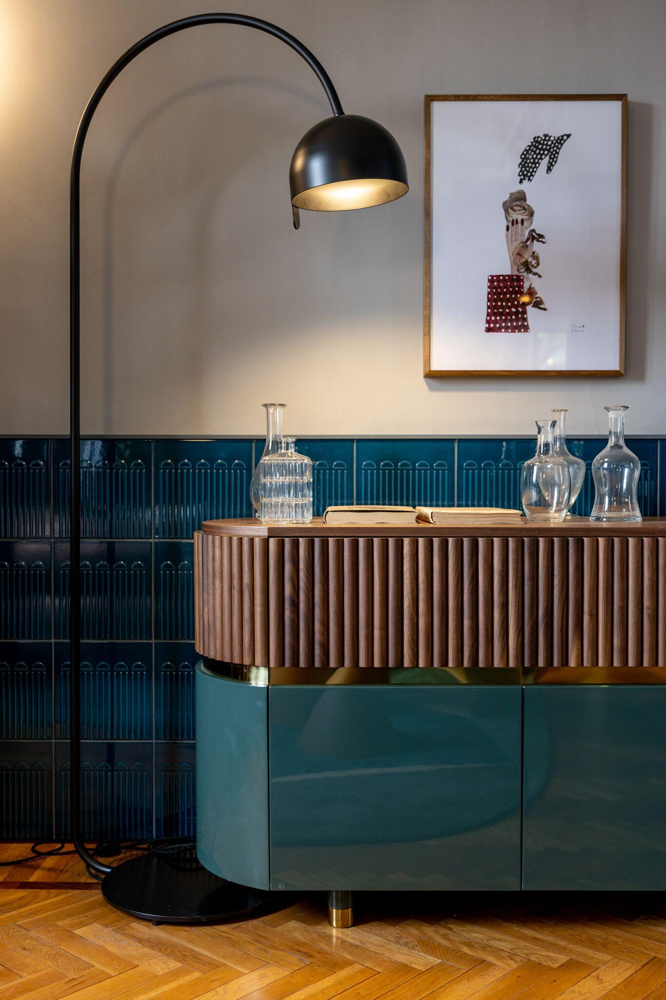DOOQ Buffet Sideboard Berlin in Natural Oak, Polished Brass, Olive For Sale 1