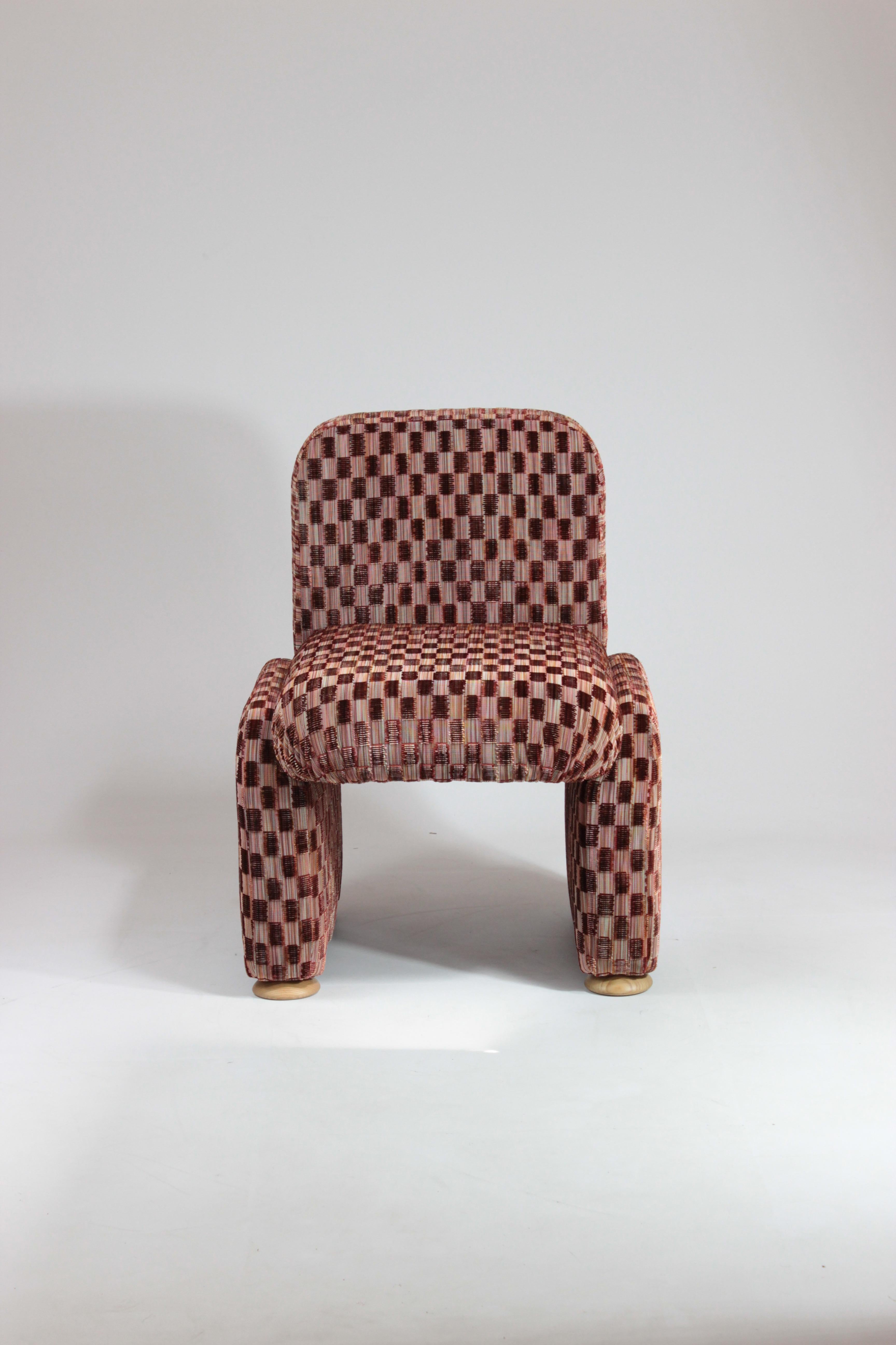 Contemporary DOOQ! Cindy Chair withou arms in Red Fabric For Sale