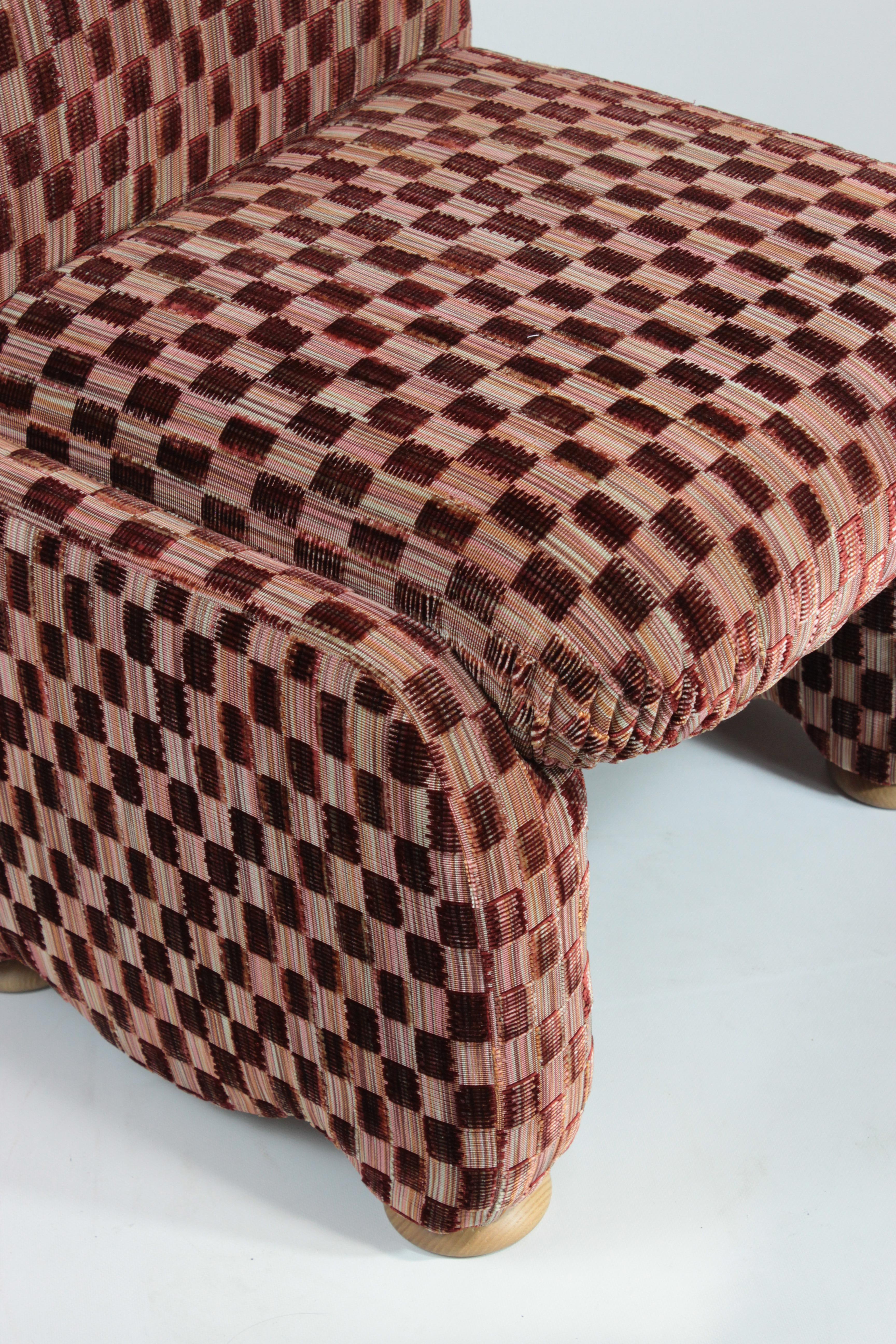 DOOQ! Cindy Chair withou arms in Red Fabric For Sale 2