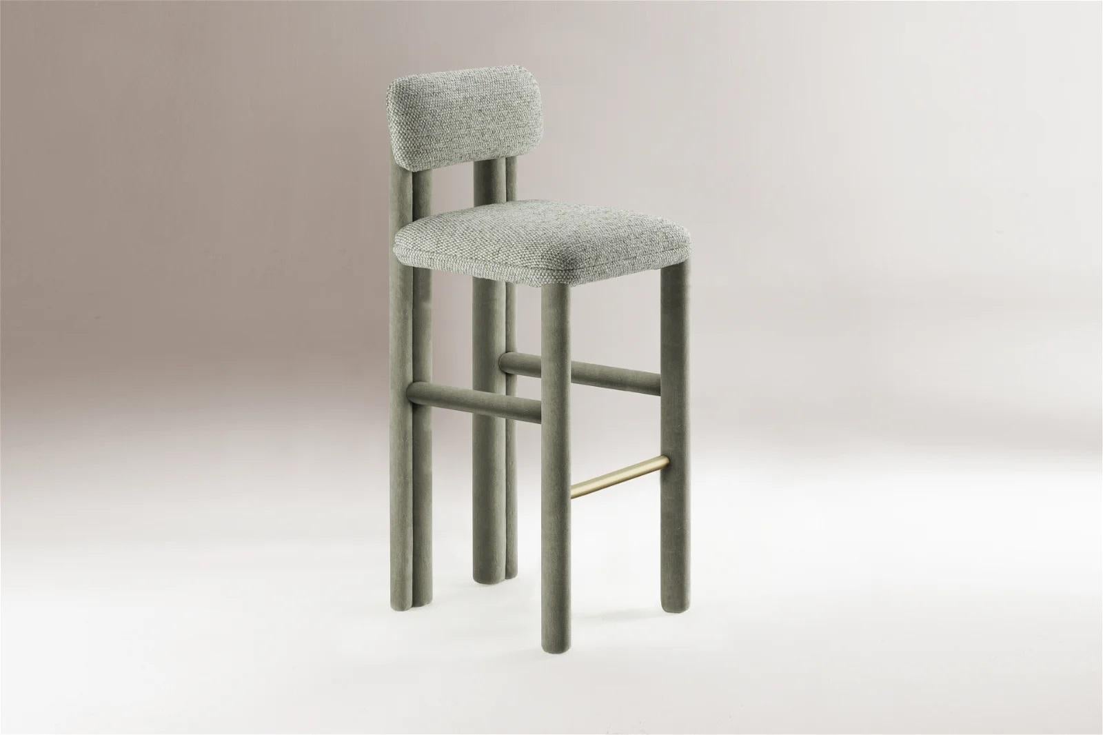 DOOQ New Modern Bar Stuhl Camelia in Beige und Grau Stoff voll gepolstert

Die Produktgrößen können bis zu 2cm variieren!

Wir präsentieren Camelia, einen Stuhl, der die Essenz der Romantik verkörpert und ihre Ideale von Leidenschaft und Eleganz