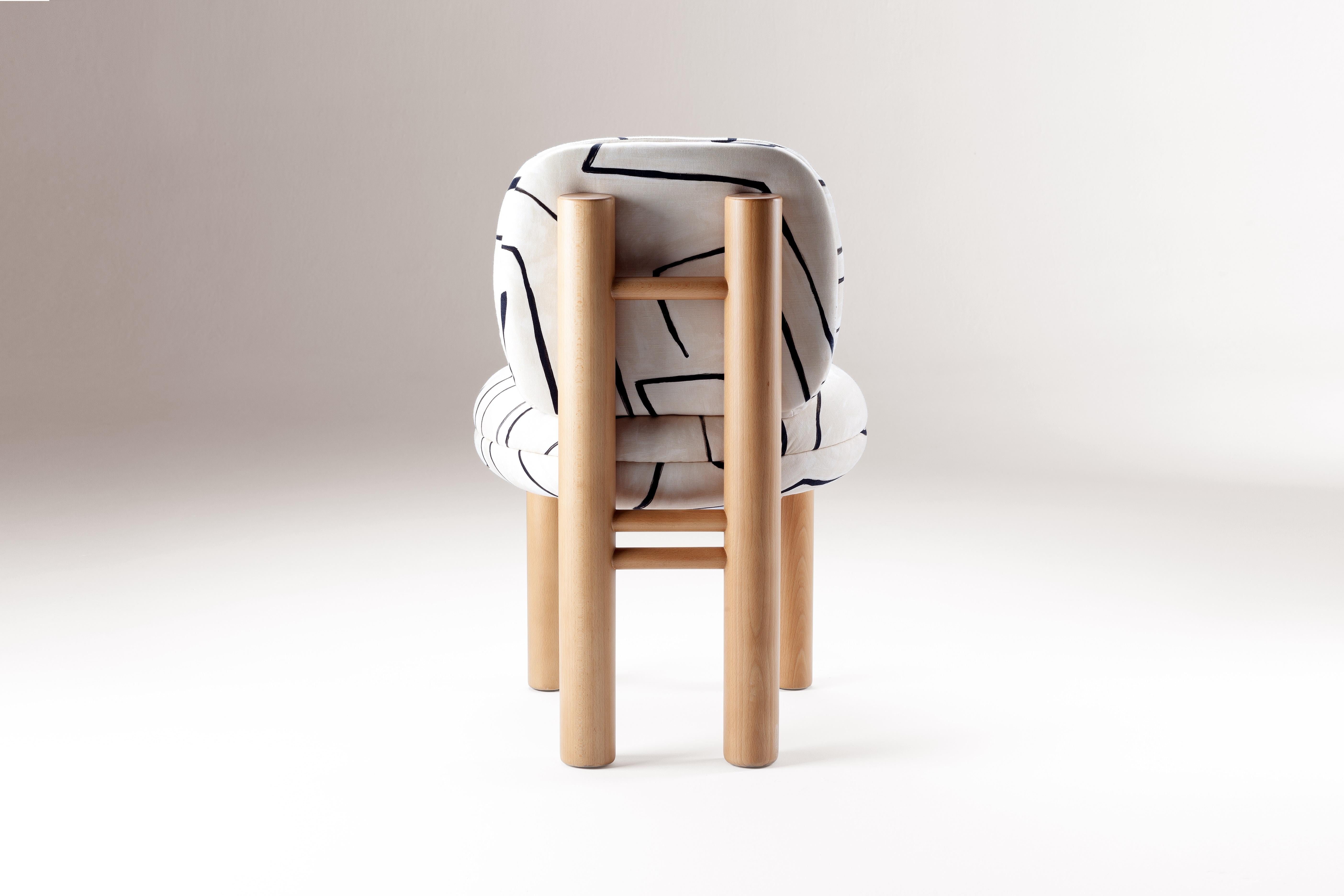 DOOQ ! Nouveau ! Chaise de salle à manger moderne Aimi avec tissu graffiti Neuf - En vente à Lisbon, PT