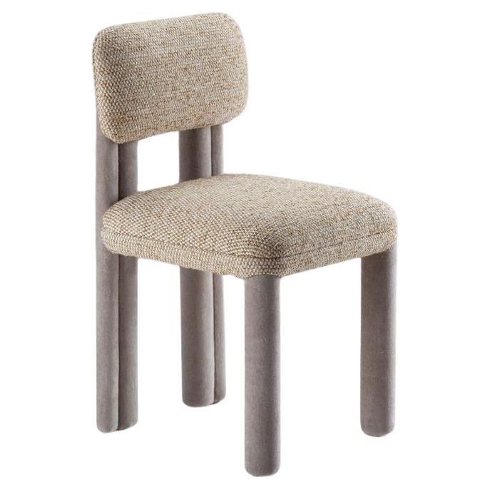 DOOQ New Modern Dining Chair Camelia in Beige and Gray Fabric Fully Upholstered For Sale