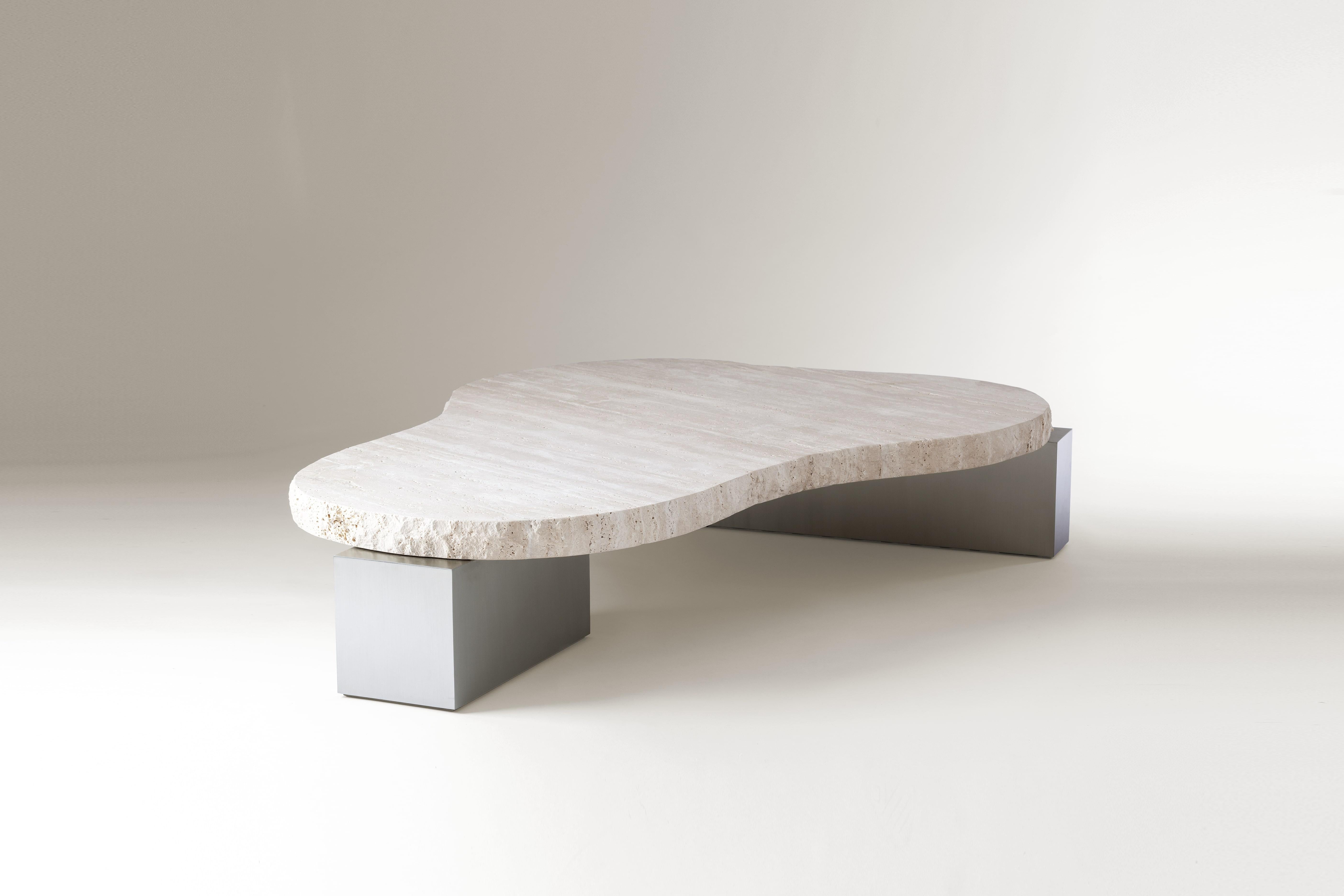 DOOQ! NUOVO! Console On the Rocks in travertino e dettagli in metallo in vendita 3