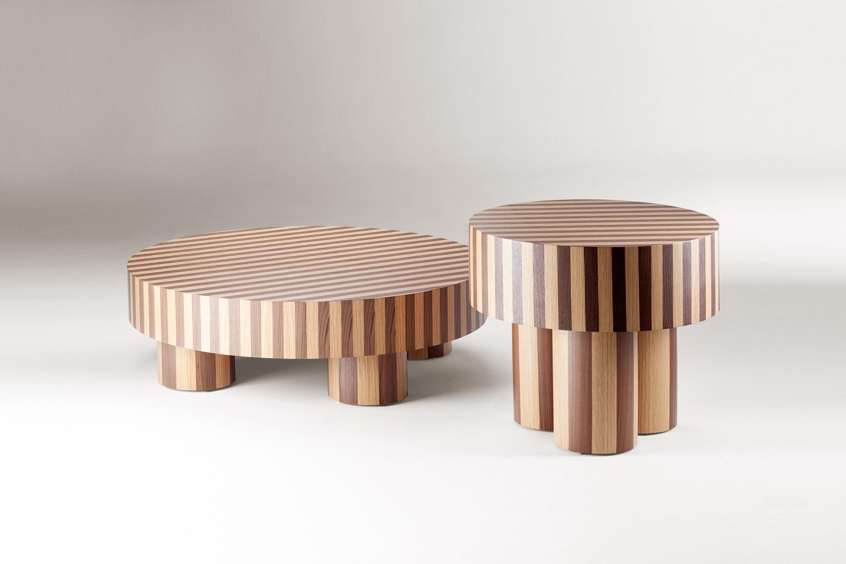 XXIe siècle et contemporain DOOQ, table centrale Nusa portugaise moderne et organique, fabriquée à la main  en vente