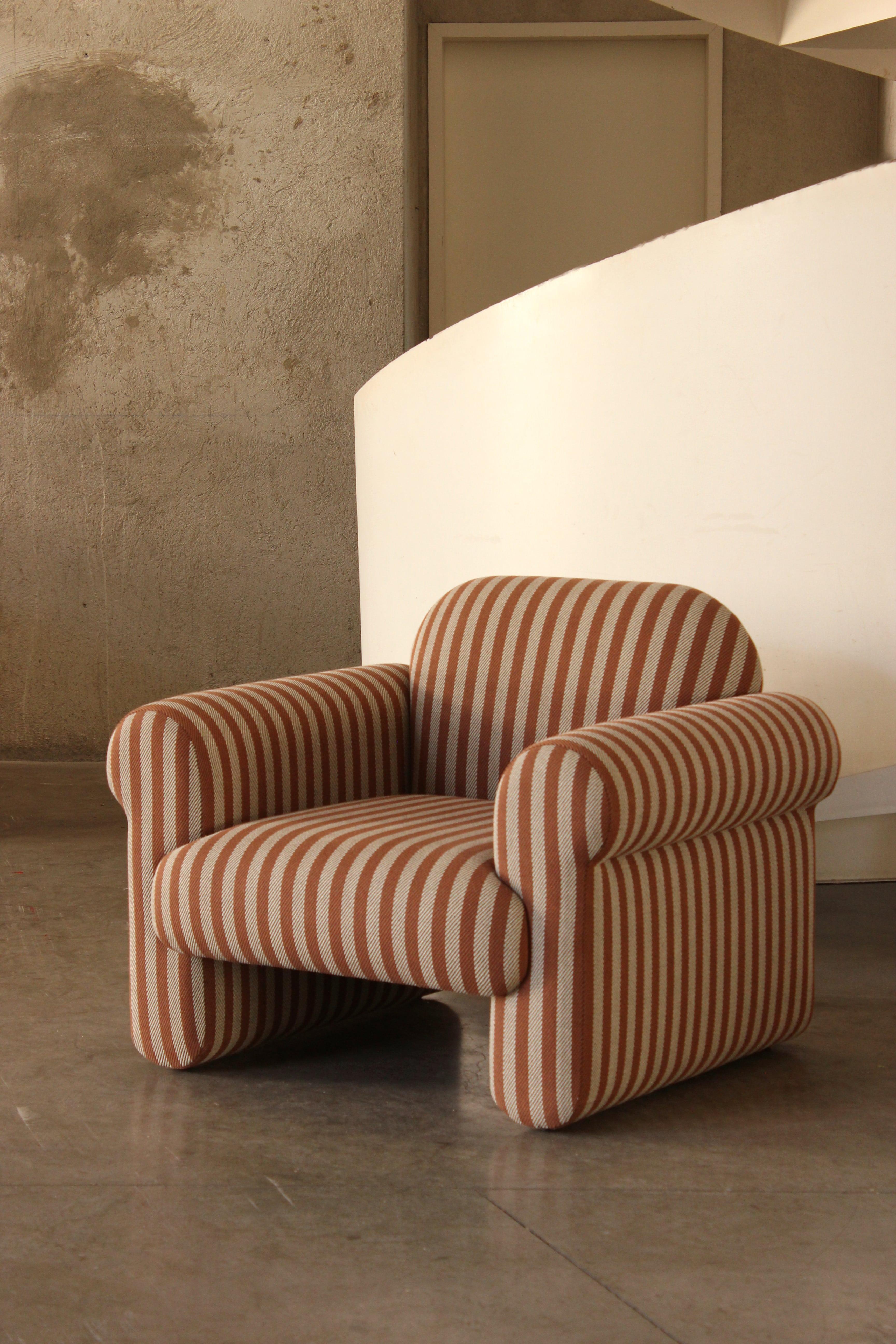 DOOQ! NEW! Organic Modern Oscar Armchair, Striped in Brown and Beige Fabric For Sale 3
