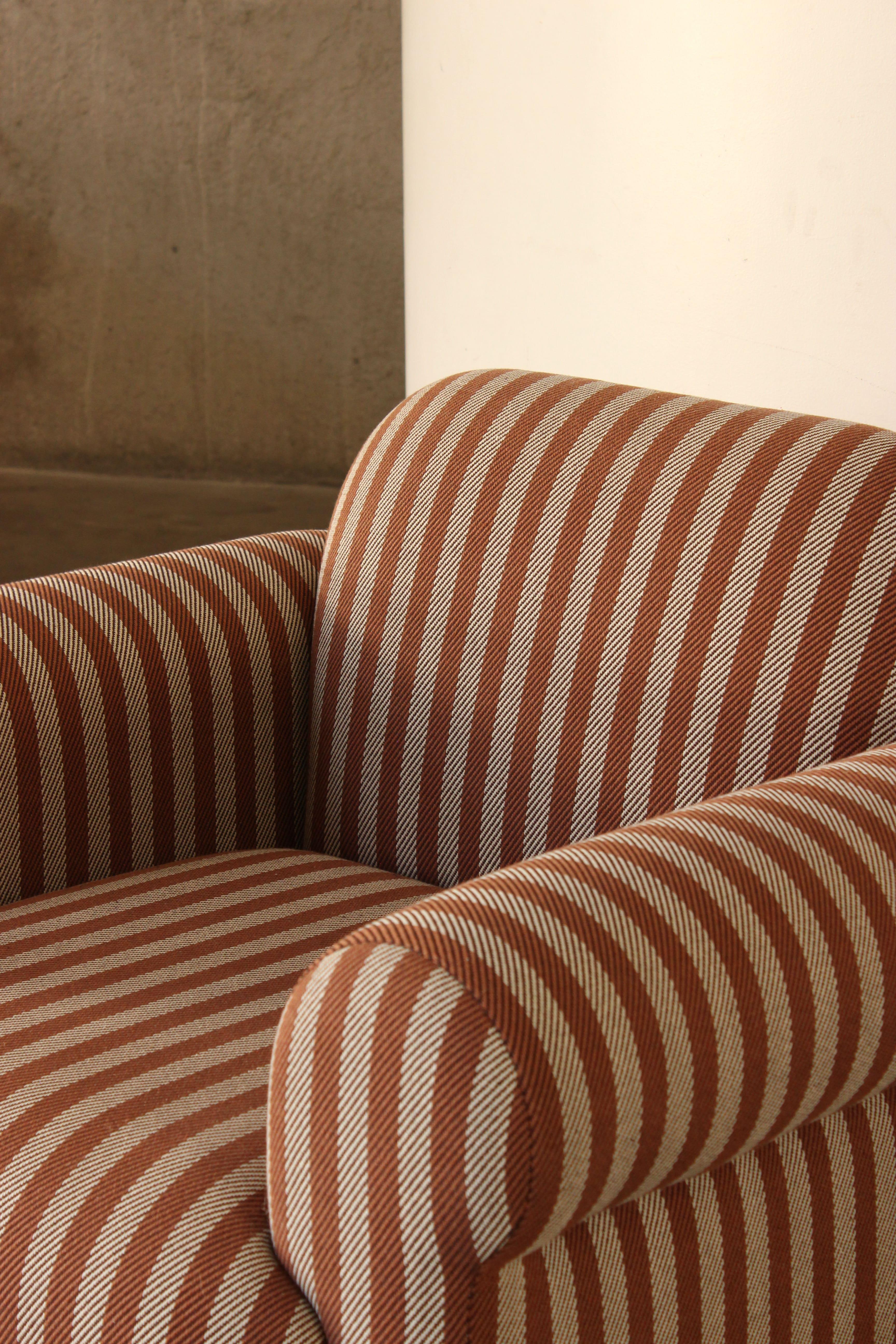 DOOQ! NEW! Organic Modern Oscar Armchair, Striped in Brown and Beige Fabric For Sale 4