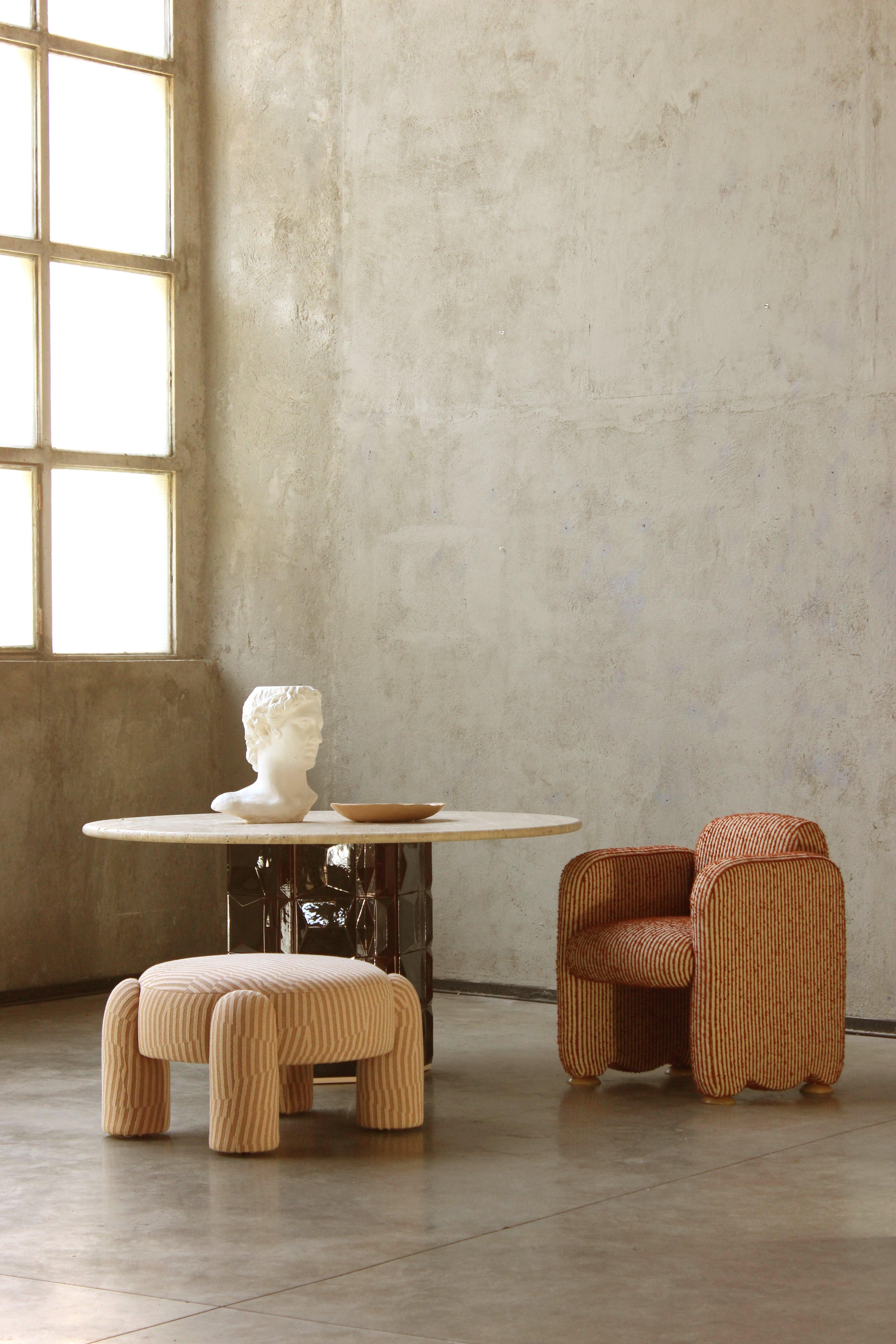 DOOQ ! NOUVEAU ! Organic Modernist Cindy Chaise rouge et blanche avec accoudoirs en vente 6
