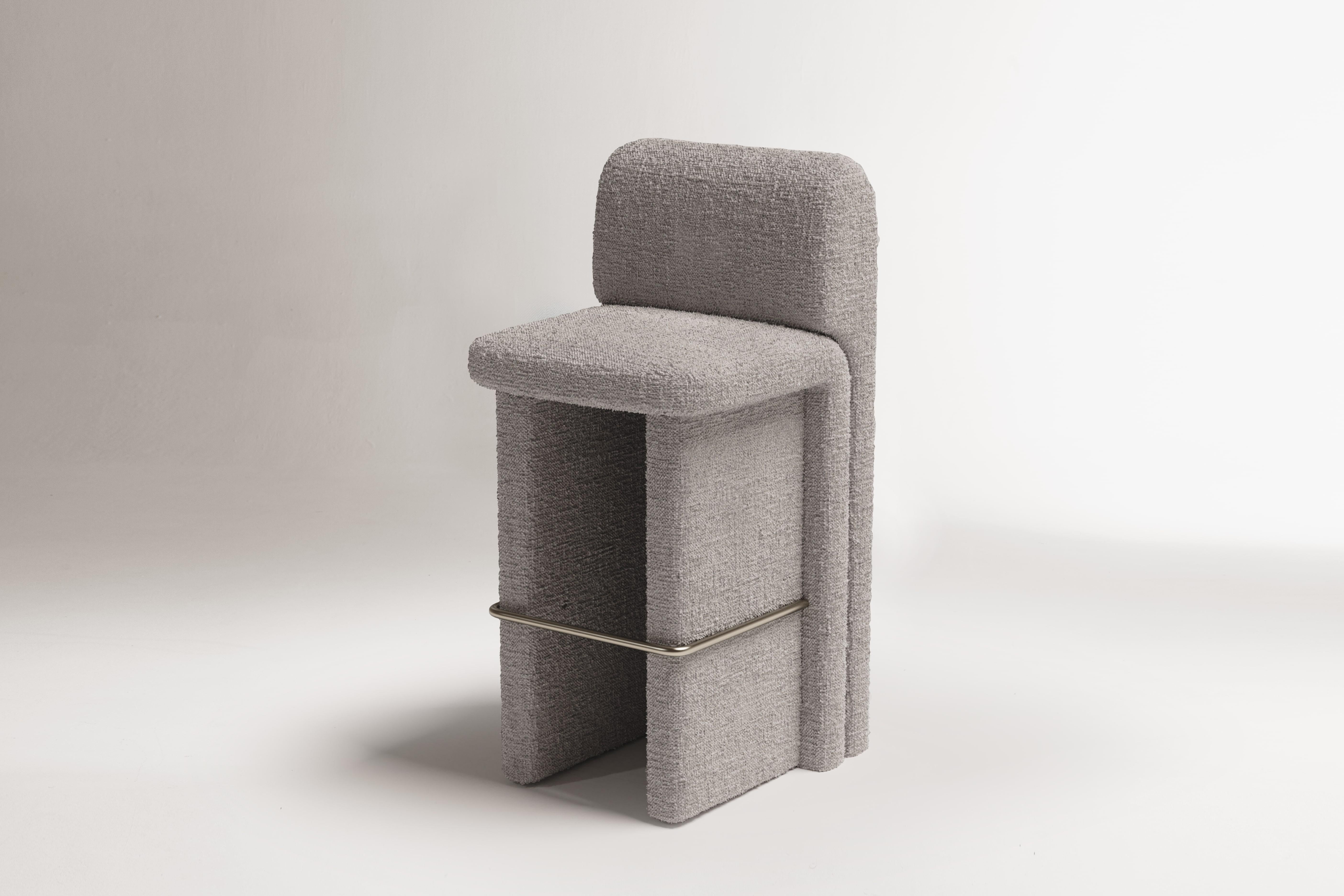 Contemporary DOOQ NEW Slide Counter Chair For Sale