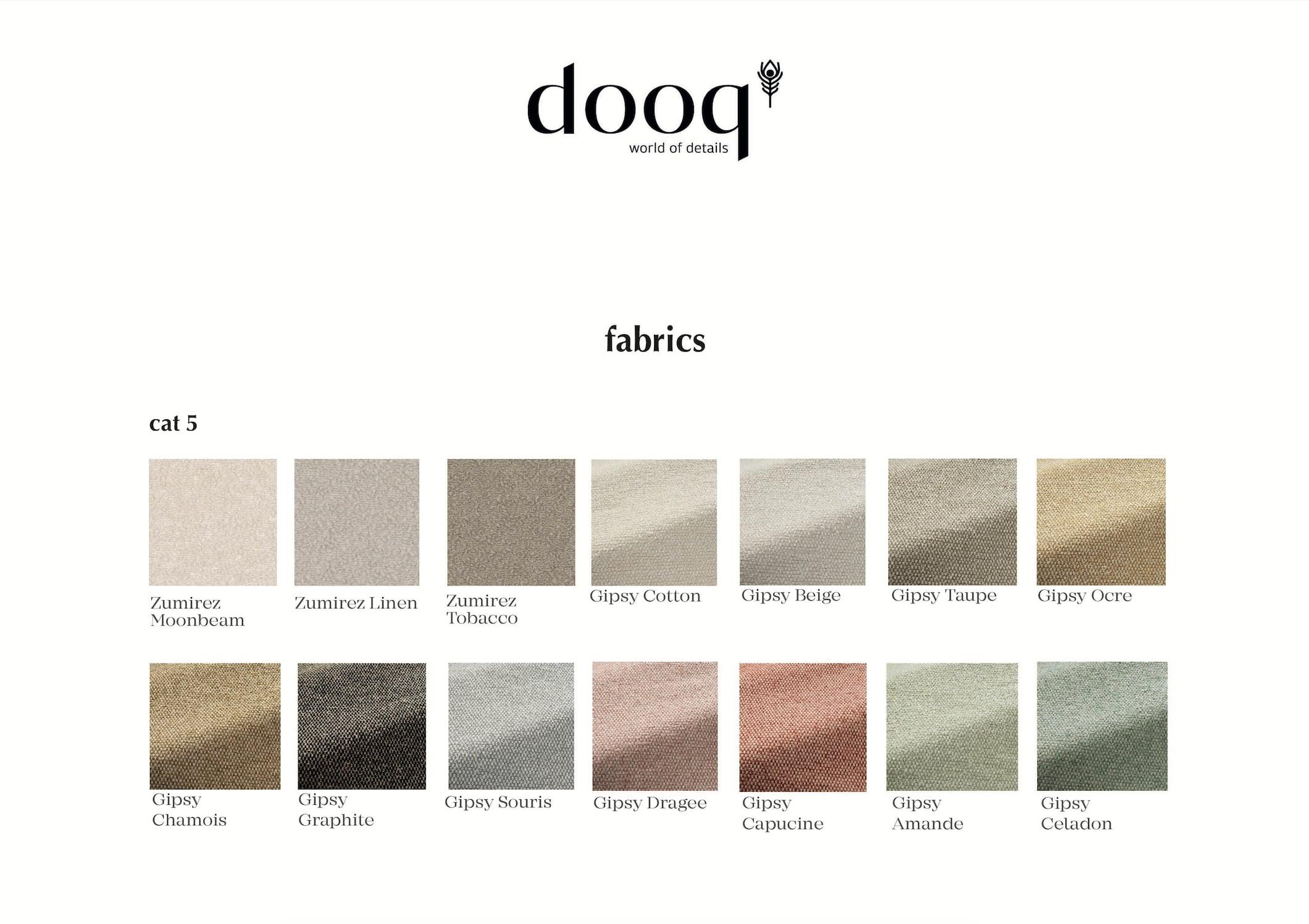 DOOQ Organic Modernity Fauteuil en bouclé Off-White avec détails en velours bleu Malibu en vente 2