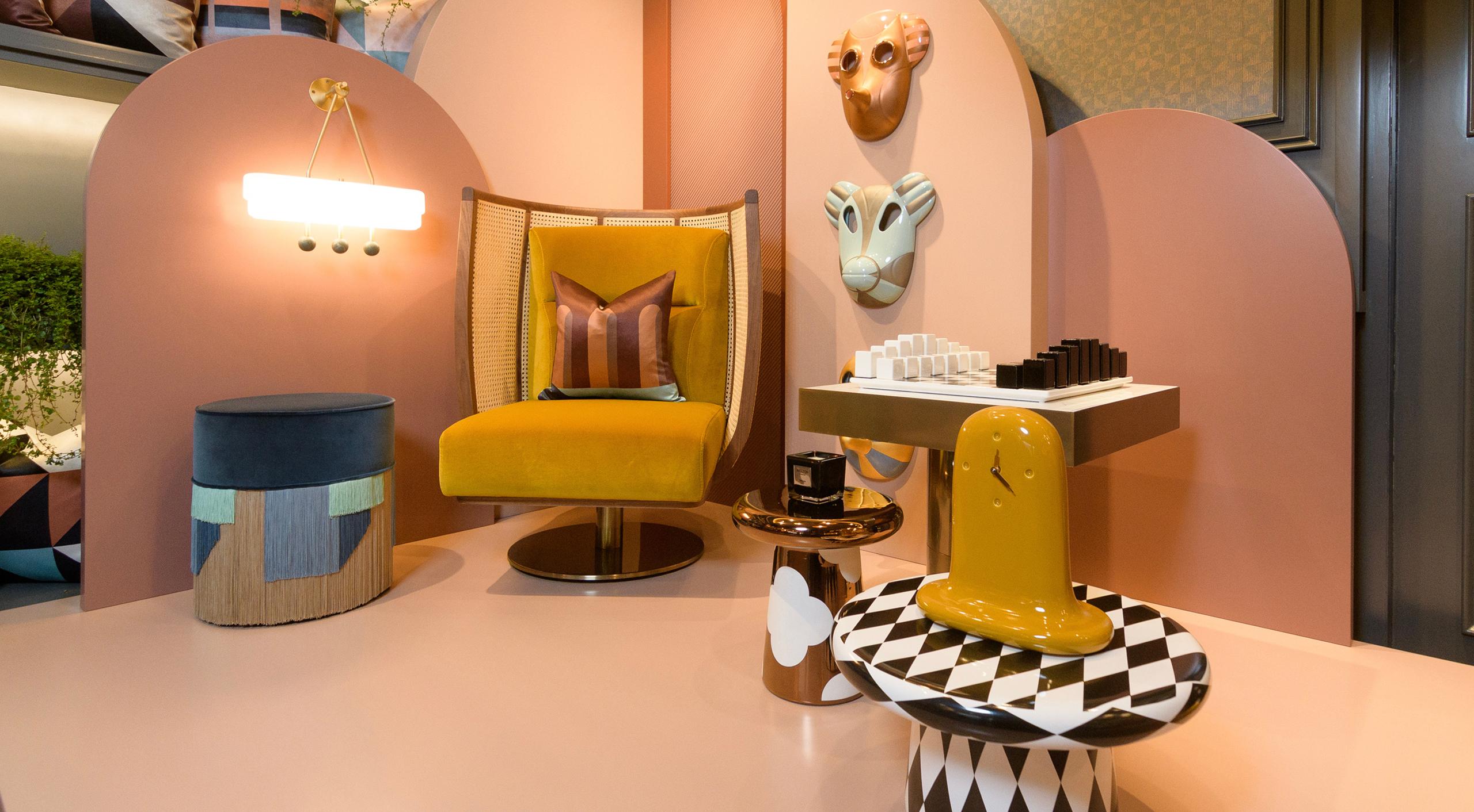 Mid-Century Modern DOOQ Swivel Egoísta Armchair with Solid Walnut, Rattan and Terracotta Velvet  For Sale