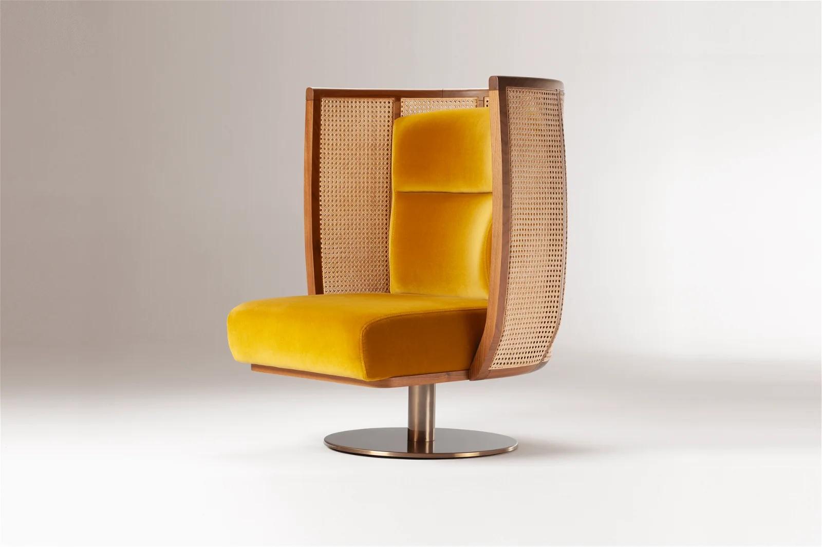 Mid-Century Modern DOOQ Swivel Egoísta Armchair with Solid Walnut, Rattan and Yellow Velvet  For Sale